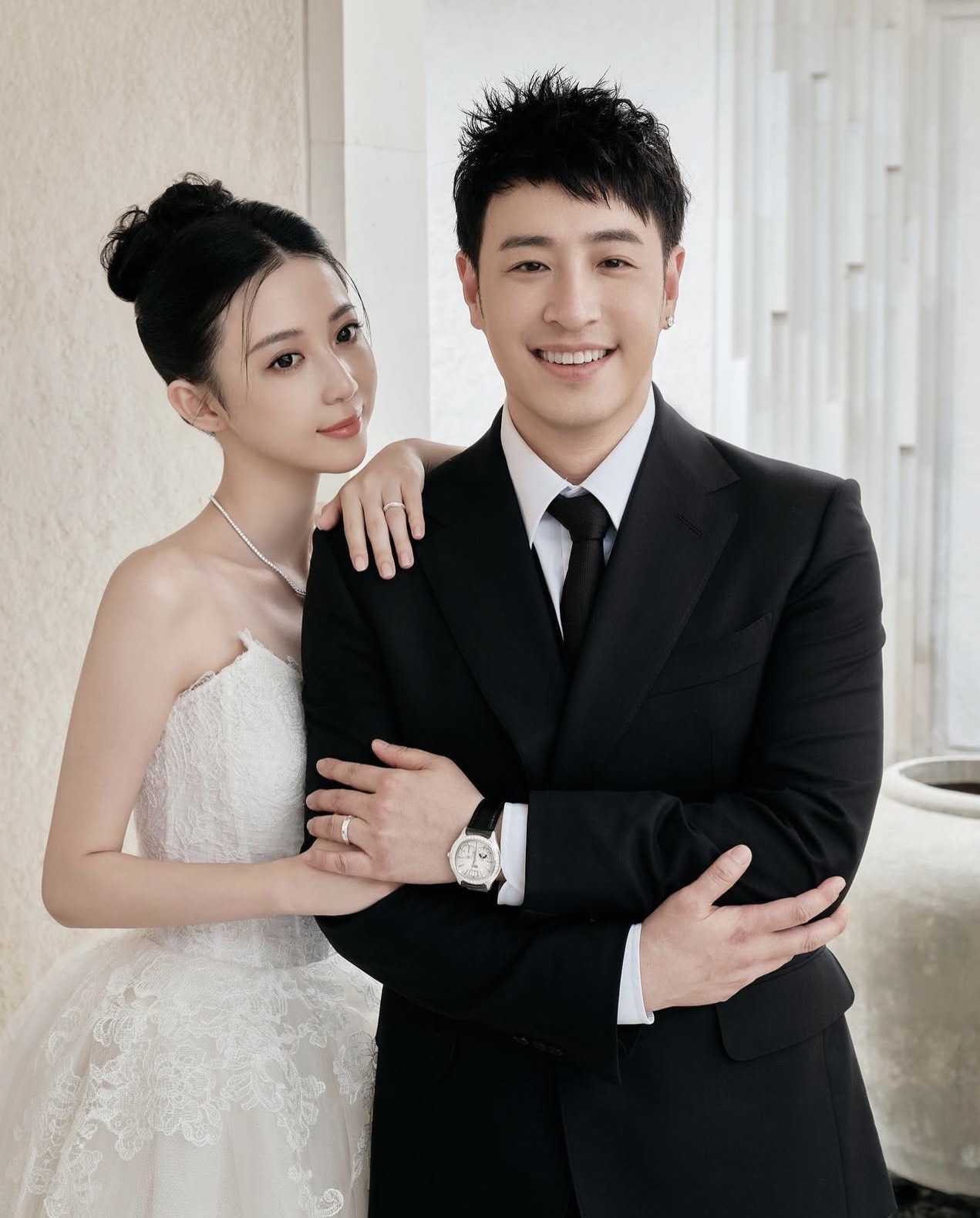 潘瑋柏於2020年與小13歲的大陸「最美空姐」宣云結婚。（翻攝lunaay__IG）