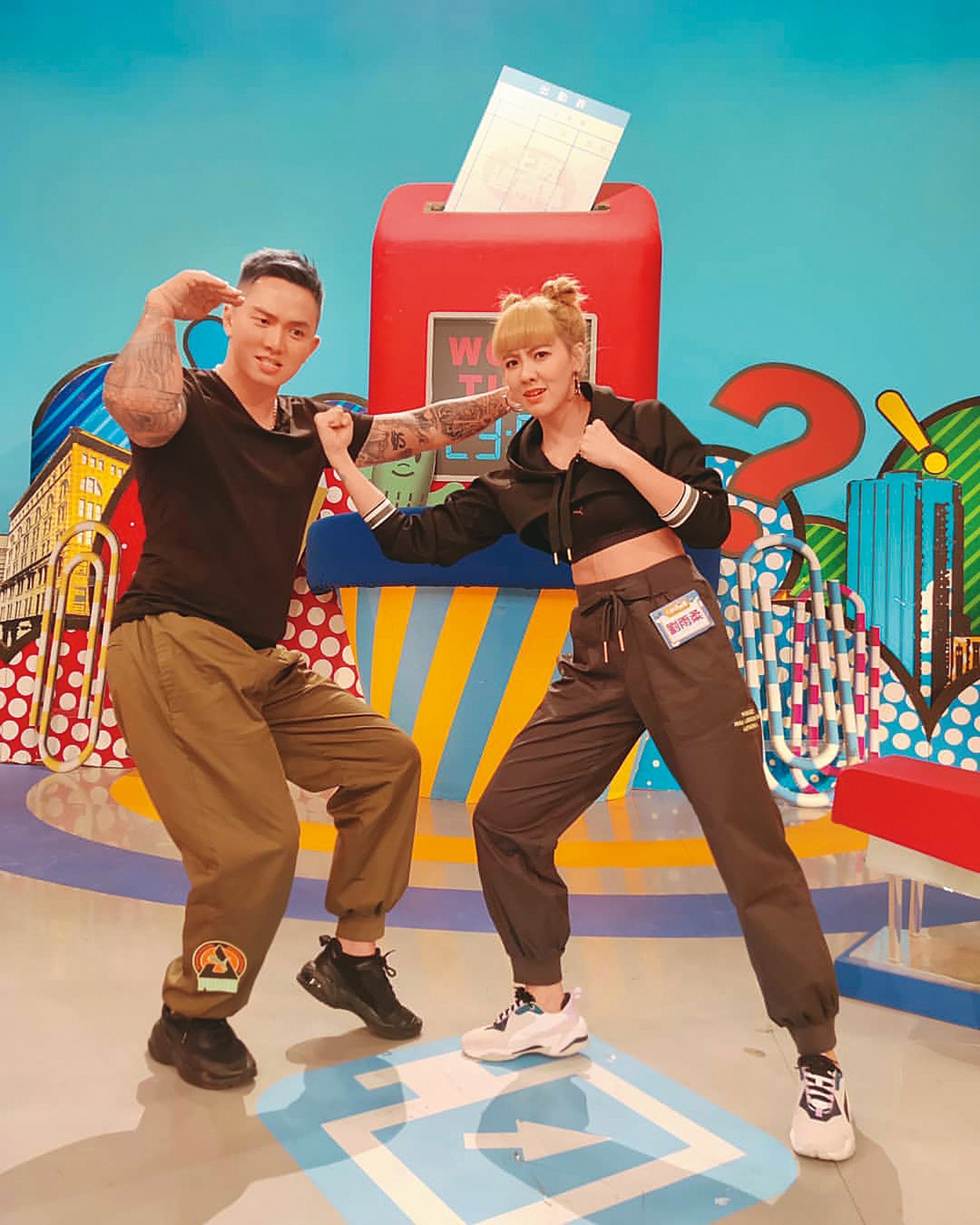 劉雨柔（右）很忌諱伴侶跟女生來往過密，但前夫、格鬥選手黃育仁（左）會跟女同事固定吃飯，讓她很不滿。（翻攝自劉雨柔IG）