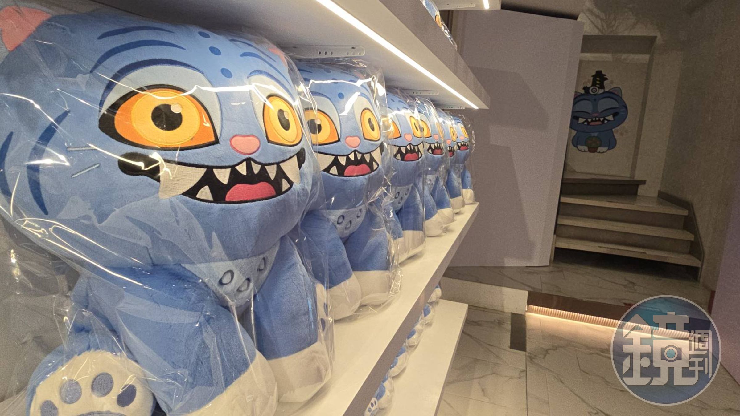《KPop 獵魔女團》官方快閃店今（3日）起在中山區登場，限量Derpy等你帶回家。