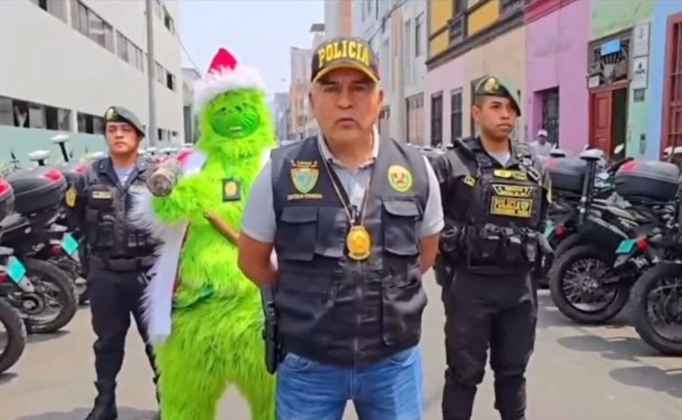 警長埃多就表示，由於該販毒家庭相當狡詐，因此警方最後決定，啟用「鬼靈精」cosplay來執行任務。（翻自《太陽報》）