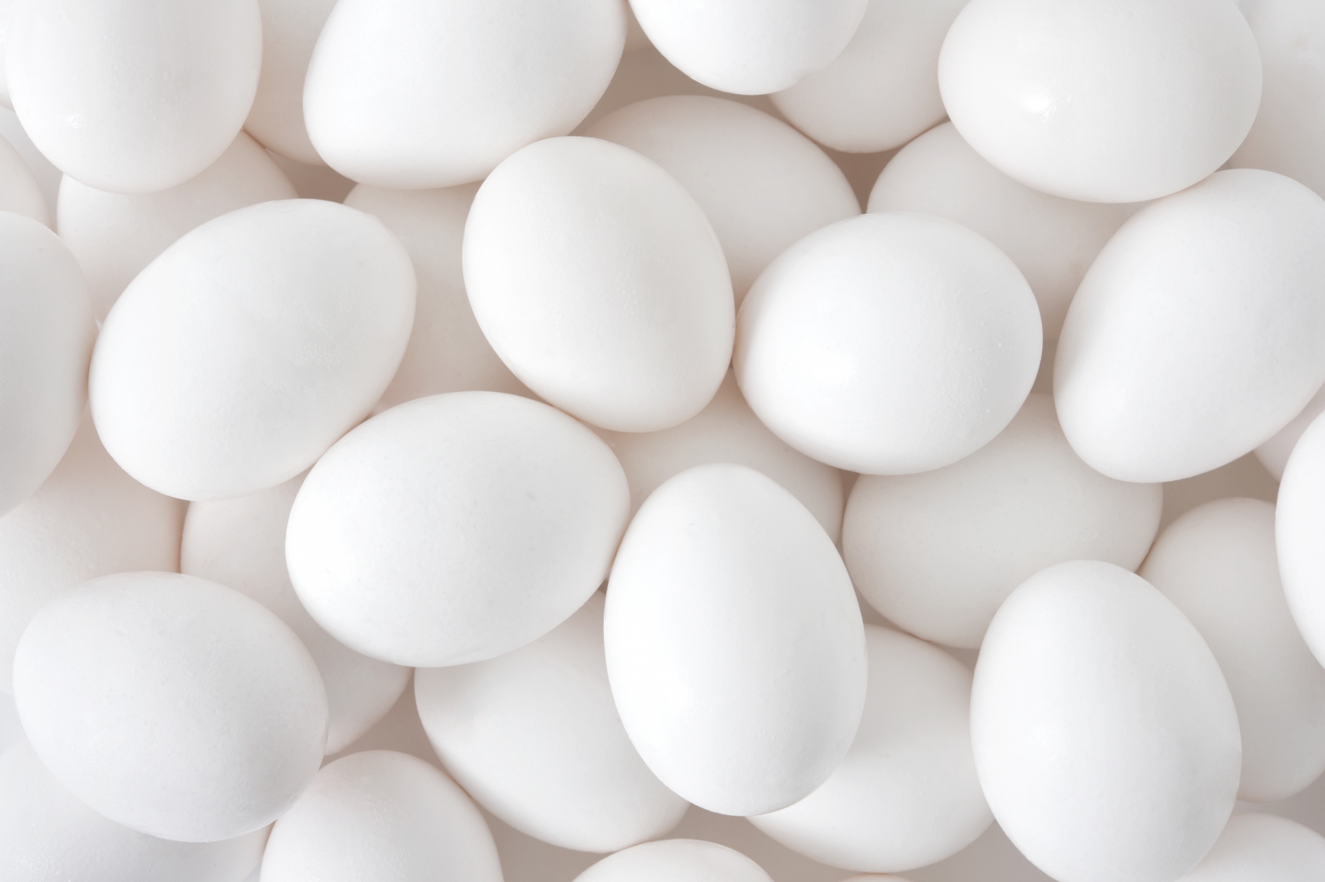 老蛋行透露大雞蛋未必比較營養，真正內行的人往往特別選小顆蛋，蛋黃較為濃郁。（示意圖，photoAC）