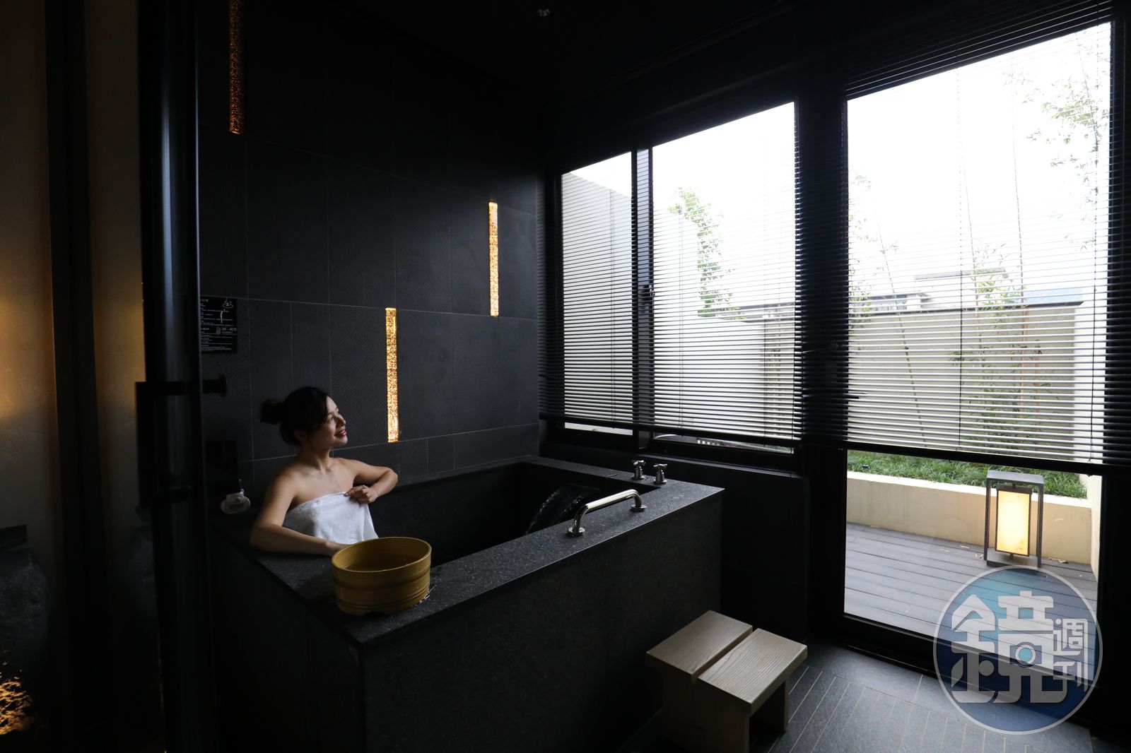 16間獨立溫泉湯屋格局略有不同,分成「望月湯屋」「詠月湯屋」與「泉月湯屋」三種房型。