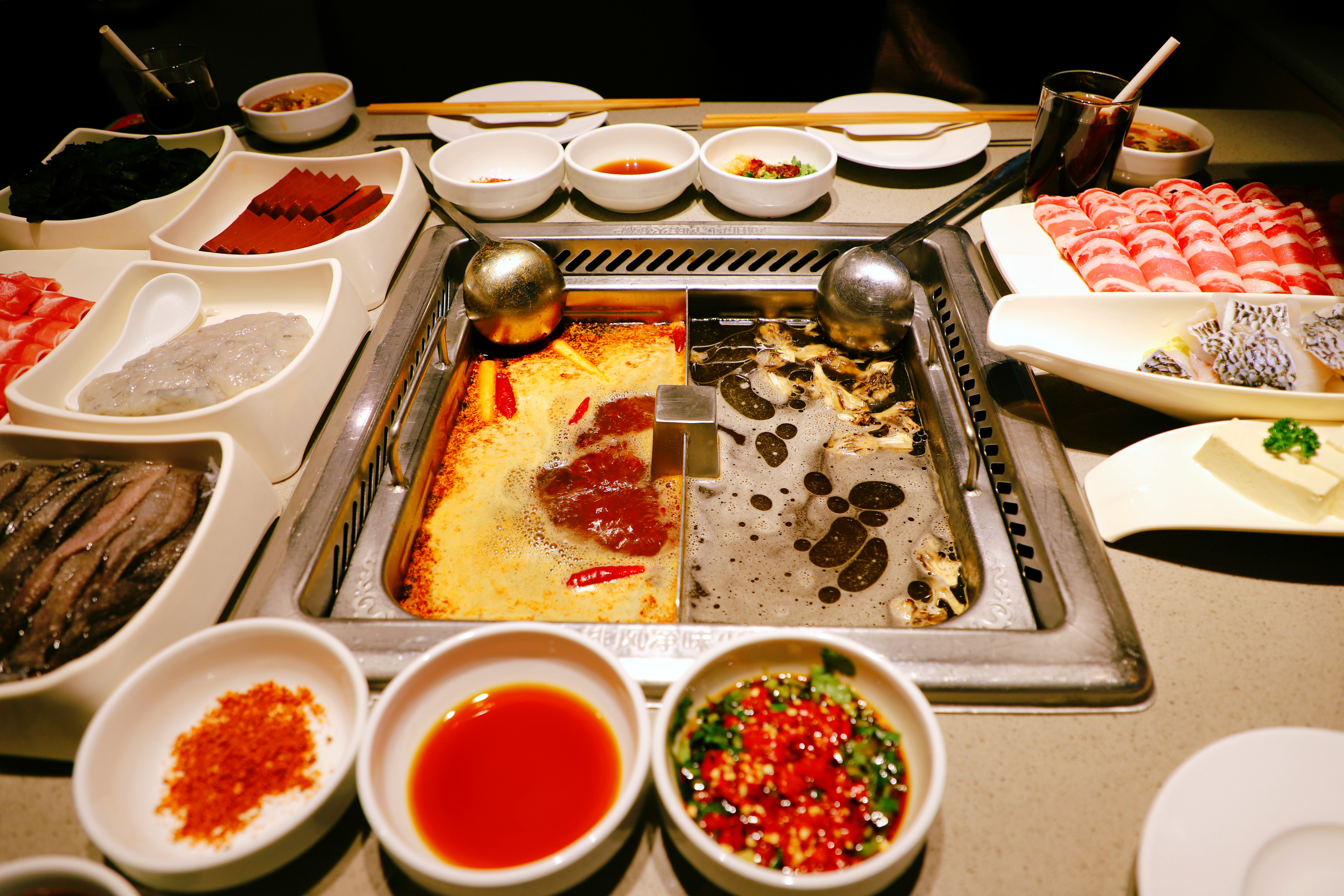 中國海底撈遭爆辱罵顧客。(示意圖,東方IC)