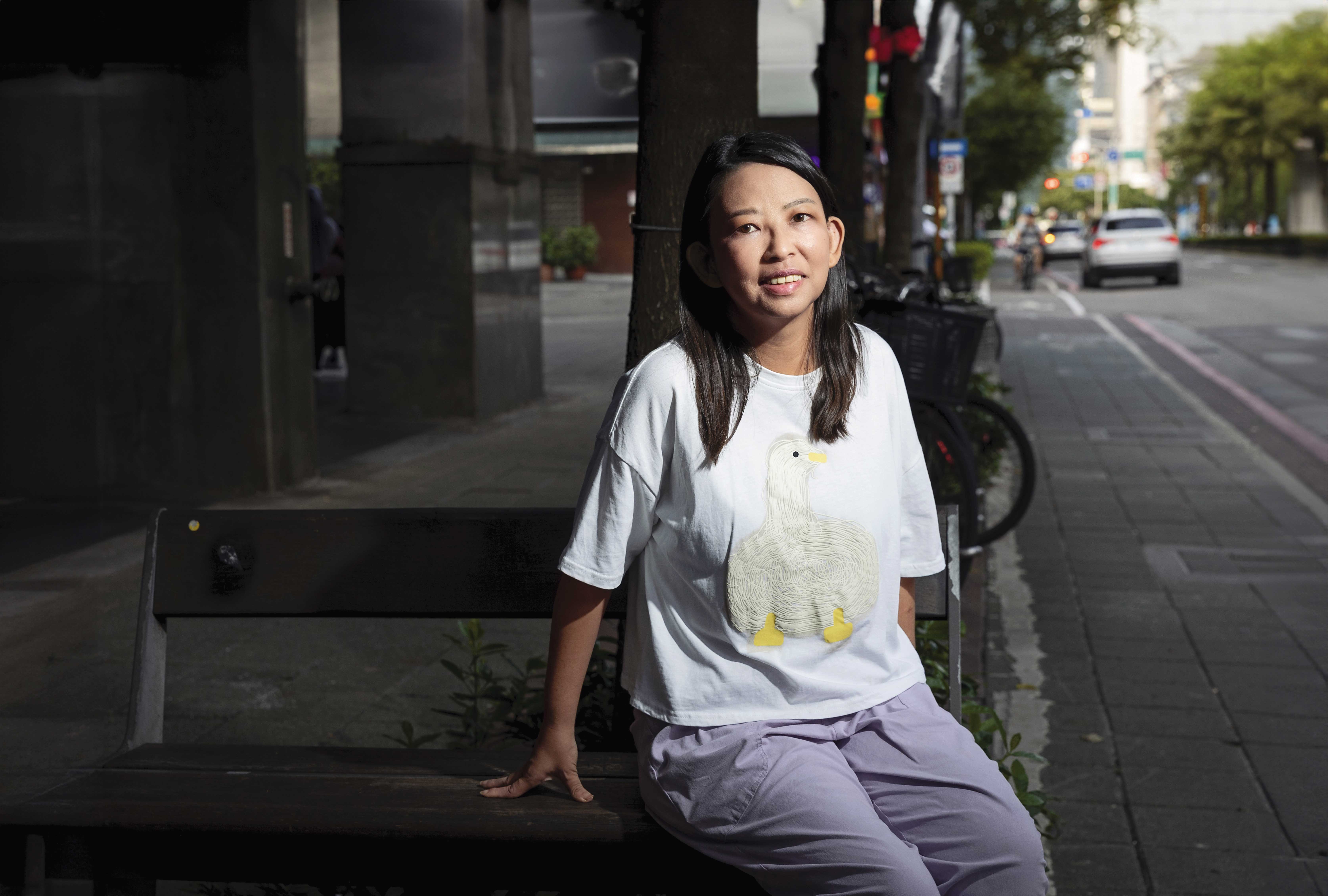 陳宇安（巴毛）／40歲／律師／台北市