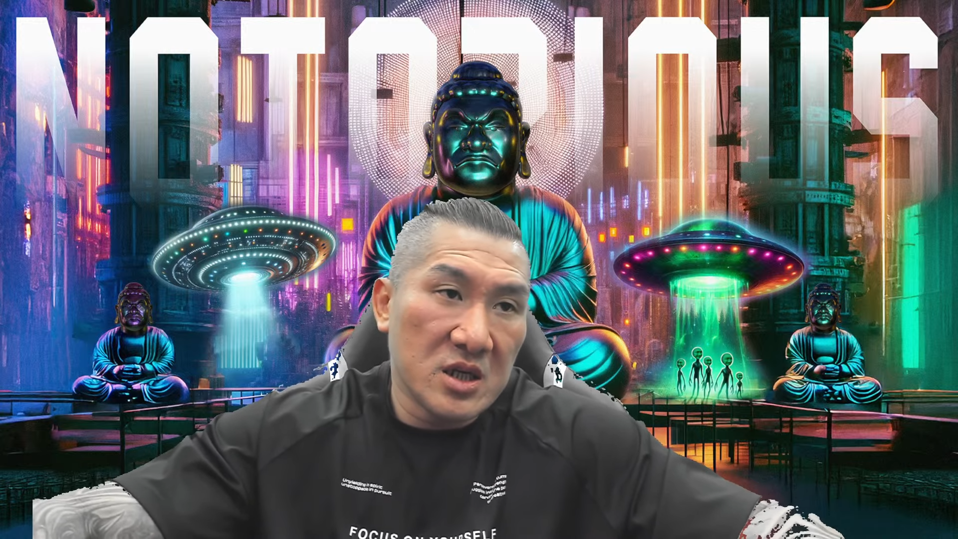 館長直播反擊昔日員工爆料。（翻攝自館長惡名昭彰 YT頻道）