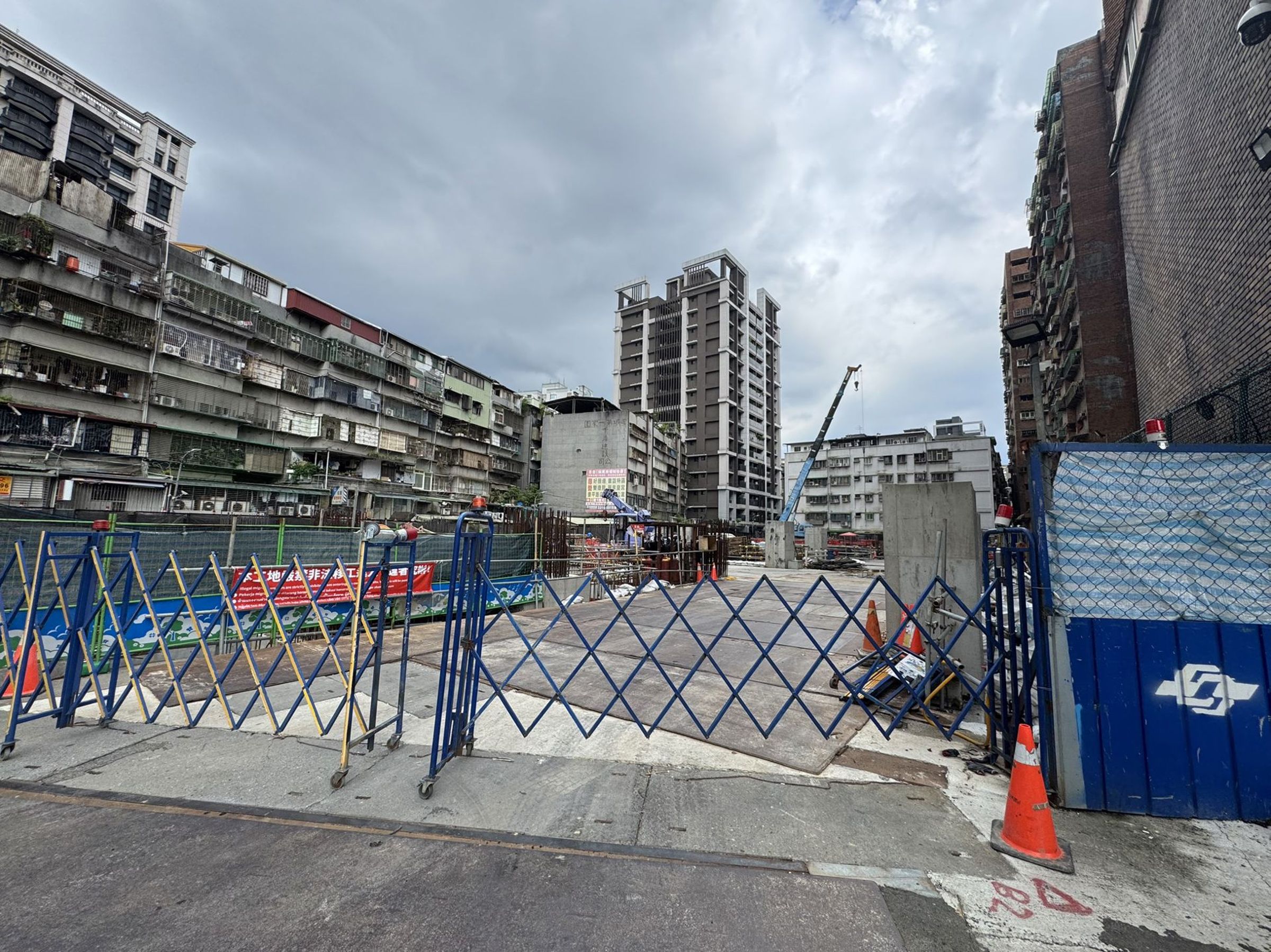 捷運萬大線最快將於2027年底通車,將銜接中和積穗地區至中正紀念堂,有望帶動中永和地區房市成長。