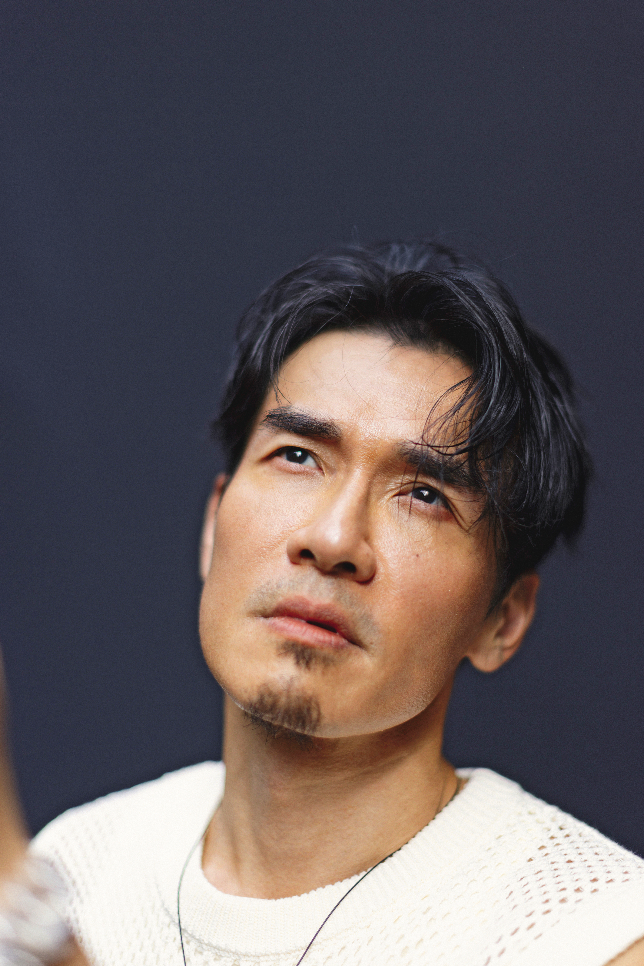 楊一展監製的新作以打怪為題。 自己心裡的怪物是什麼? 他說得有點玄, 其實不管心裡的怪物 或是外在的怪物,全都是假的。
