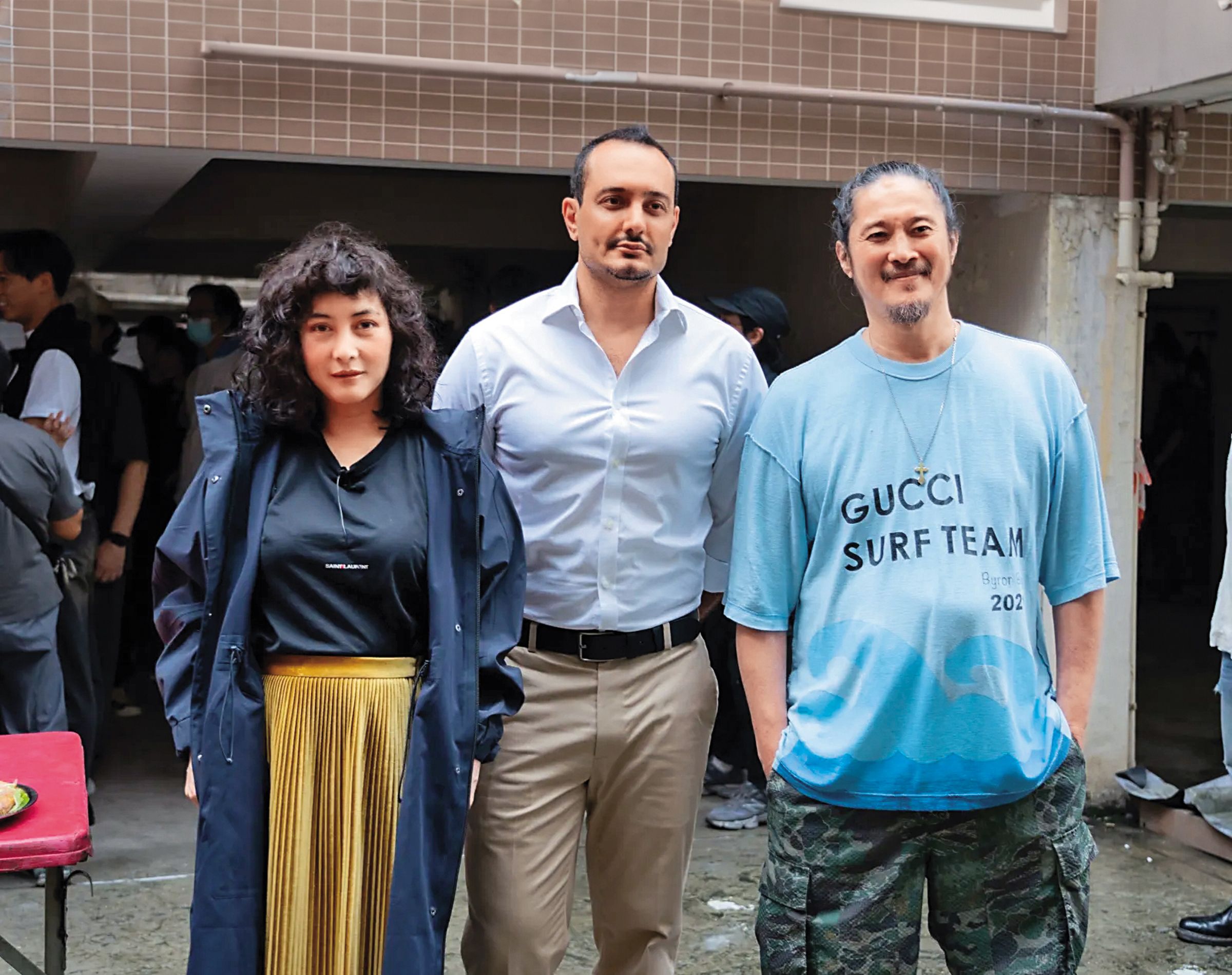 何超蓮同父異母的「姐姐」何超儀（左）為了久病的老公陳子聰（右），亦是不離不棄。（852Films提供）