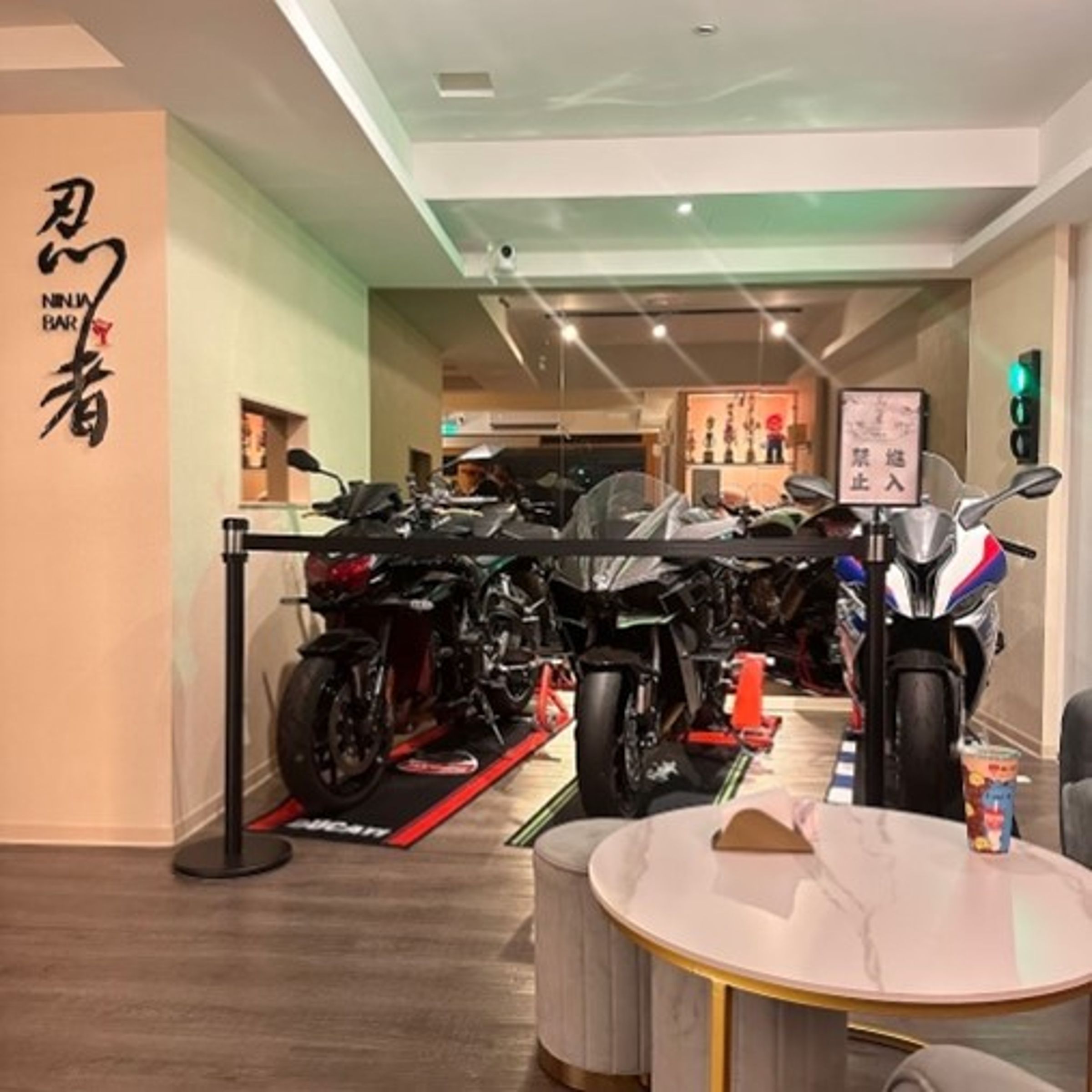 最新主題酒吧結合忍術風格，是日系娛樂迷不容錯過的年度盛宴。（冠睿國際提供）