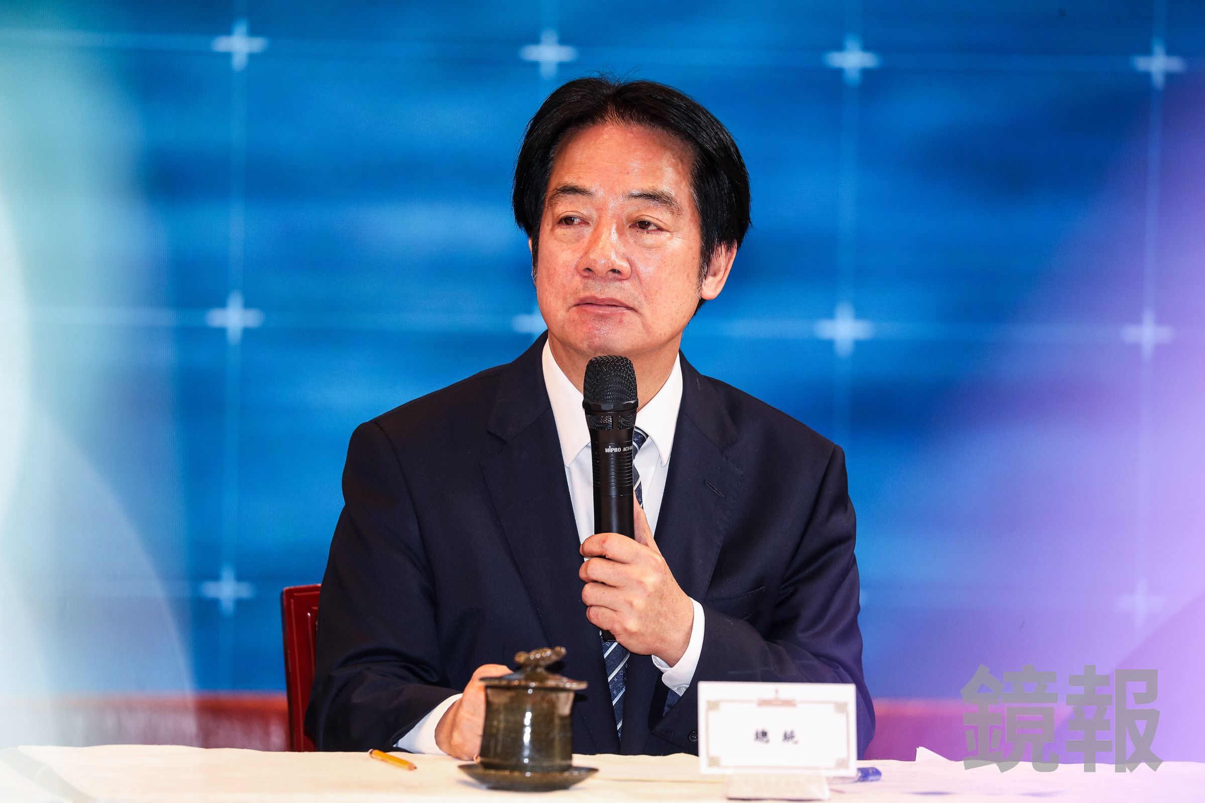 《美麗島電子報》今公布最新「1月國政民調」中,總統賴清德的信任度上升至46.9%與不信任度43.3%黃金交叉。(鏡報鄒保祥攝)