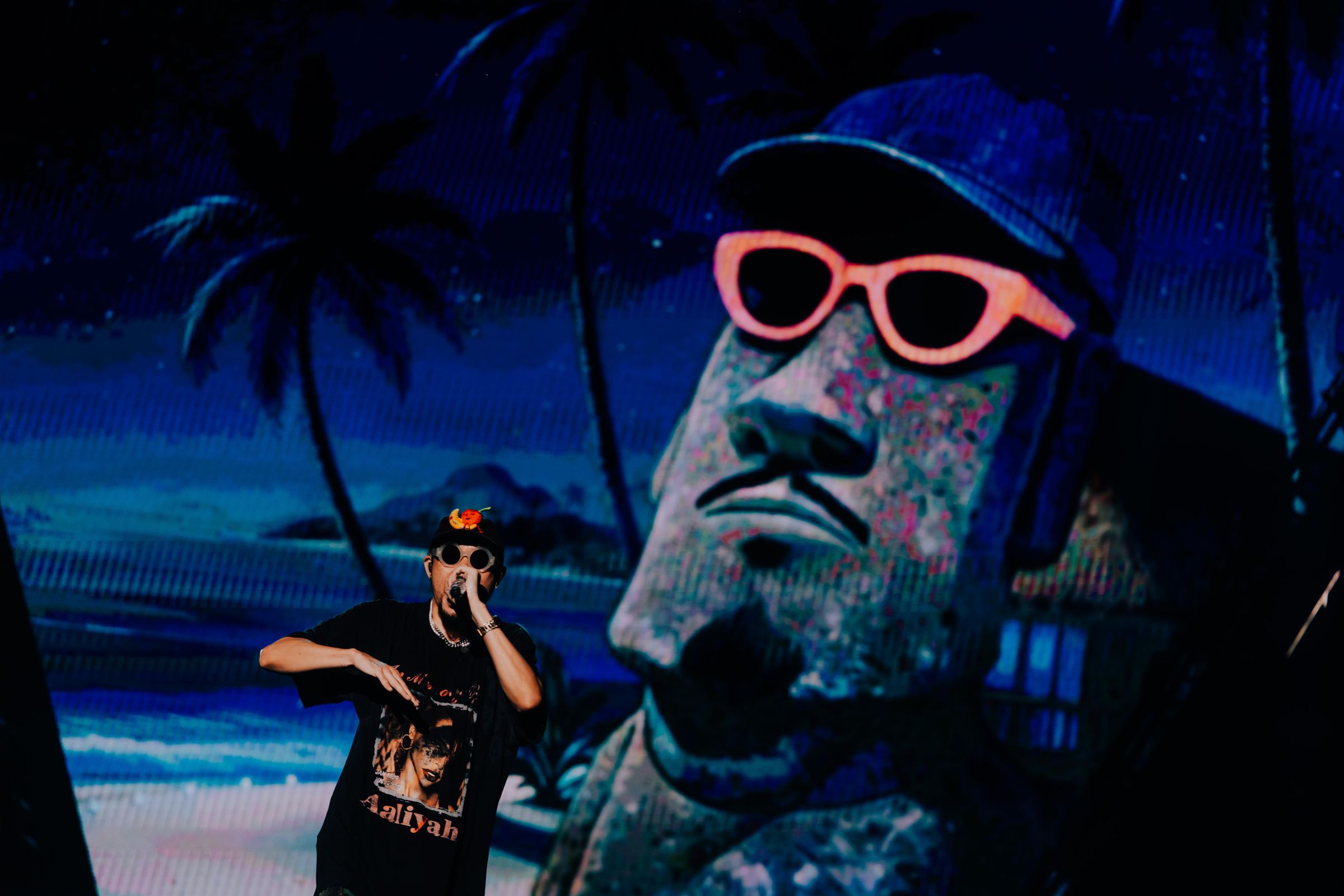 熱狗 MC HOTDOG 登台獻唱特別歌單,接連帶來少唱甚至從未演出的歌曲,讓現場驚喜不斷。(本色音樂提供)
