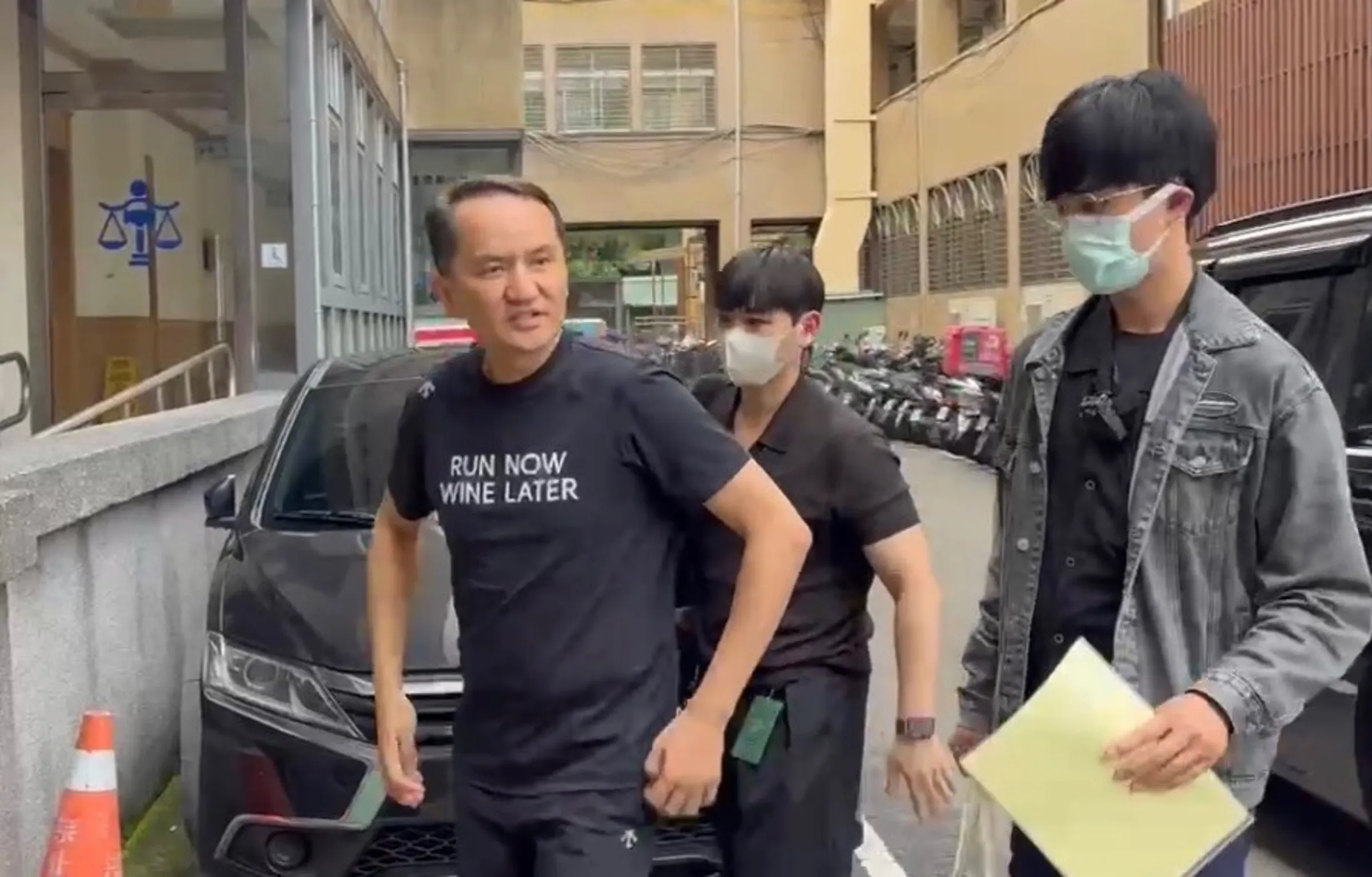 台北地檢署複訊後，認定愛爾麗總裁常如山（圖）涉嫌滅證，故向法院聲請羈押。（翻攝畫面）