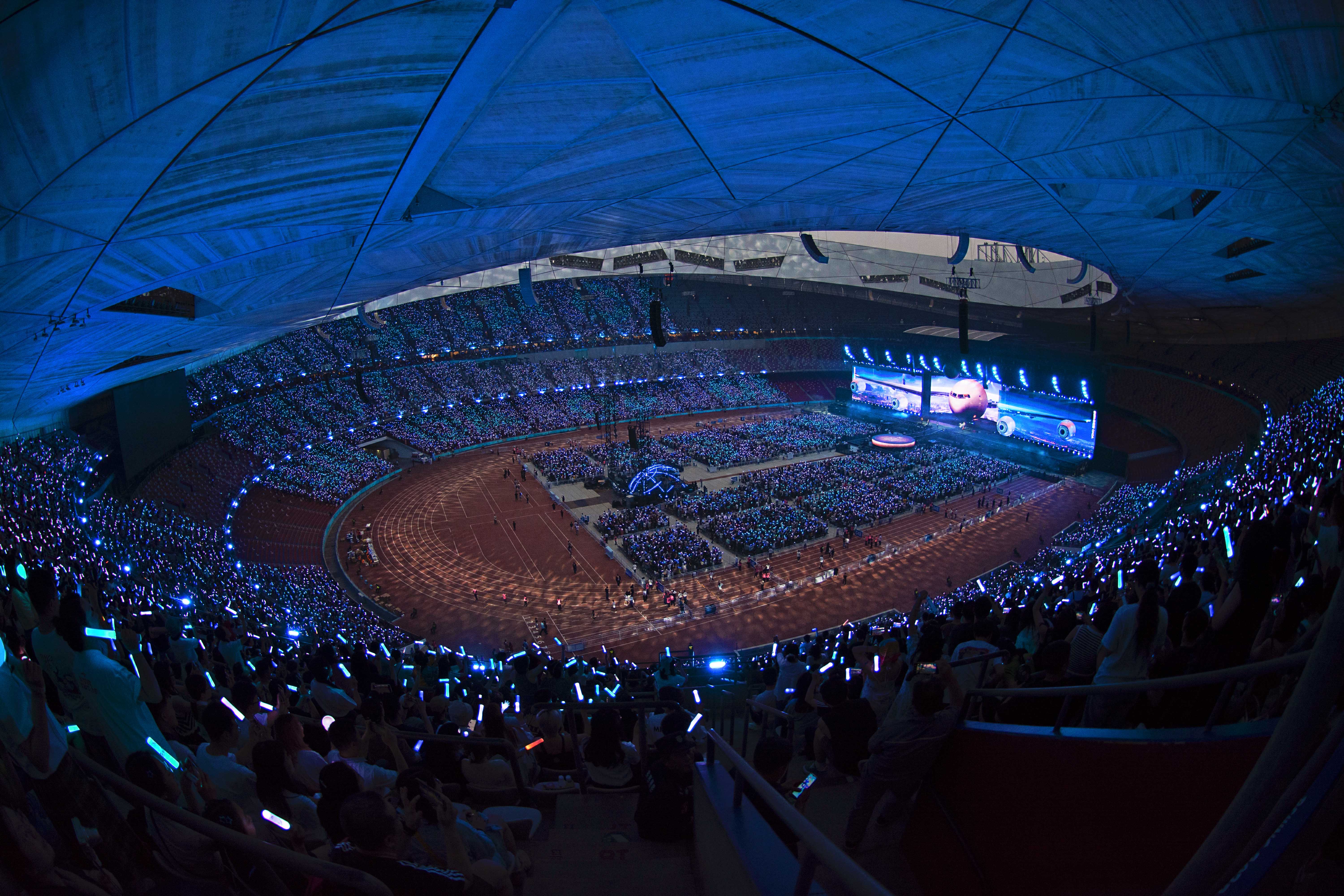五月天第8度重返鳥巢開唱。（相信音樂提供）