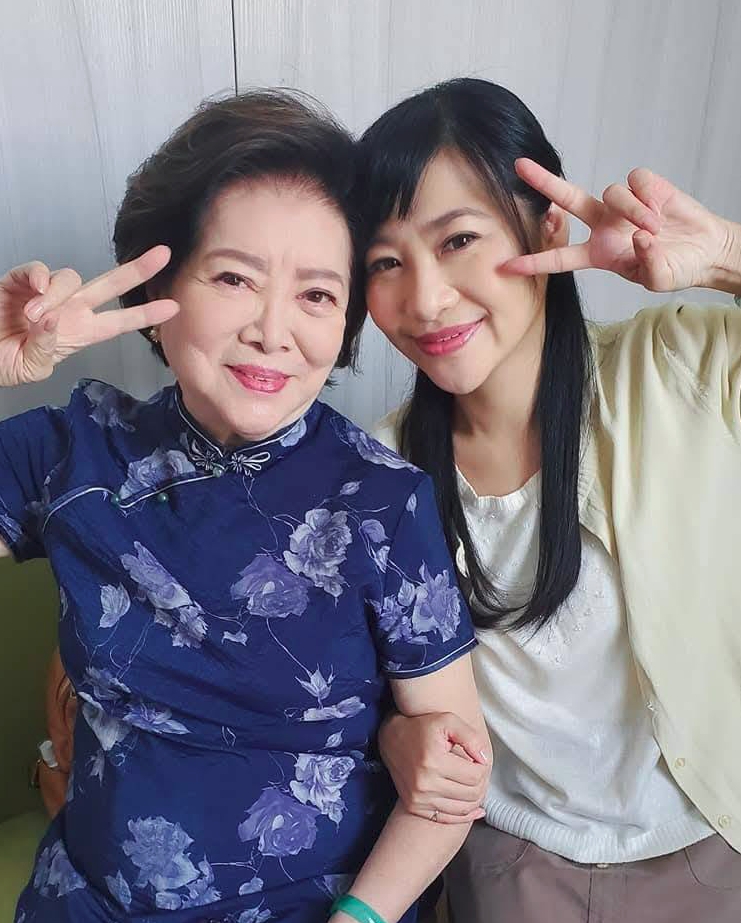 紫君與陳淑芳之間的母女情同樣令人動容。（欣代唱片提供）