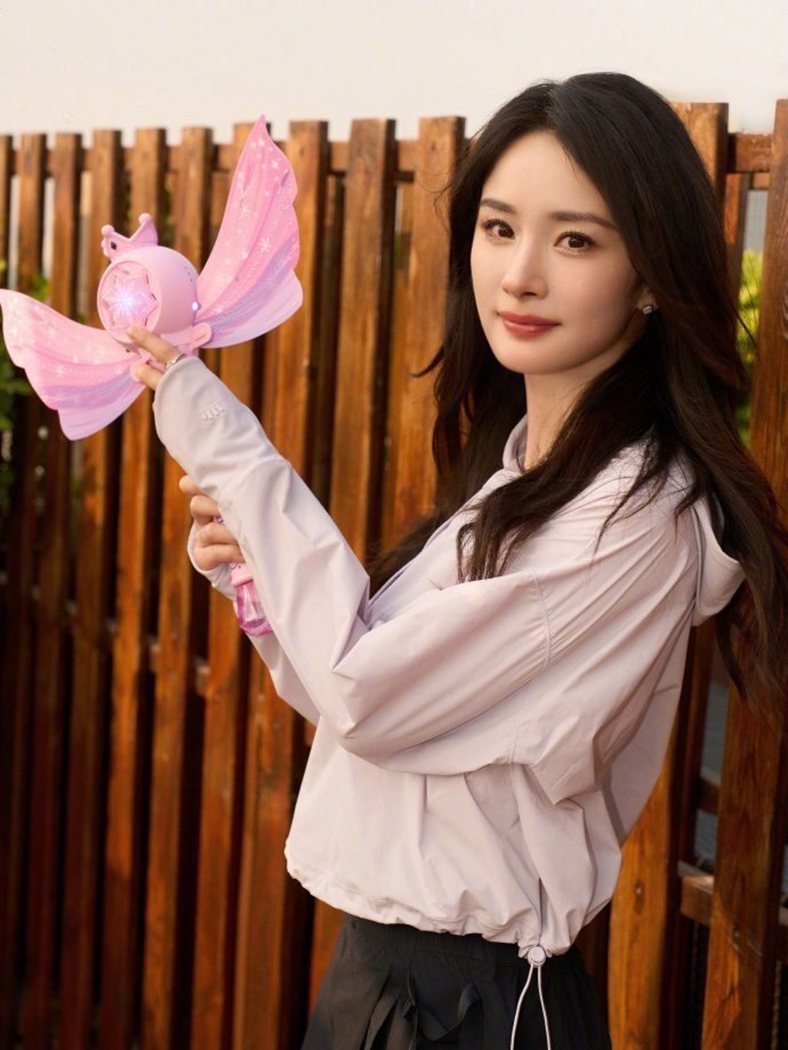 這節目太恐怖！那英親歷《浪姐》磨難　私下力勸周迅：千萬別參加