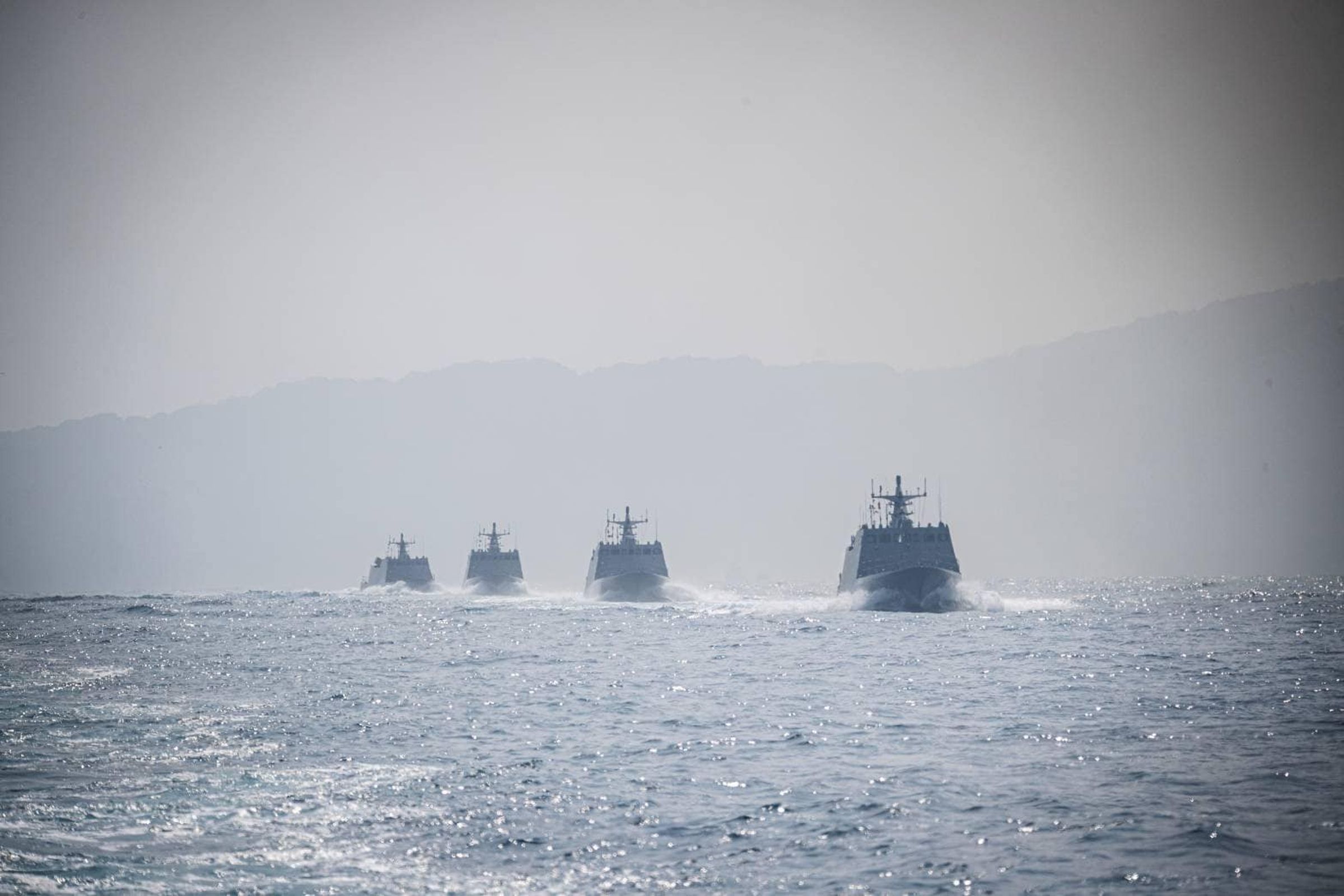 海軍海虎潛艦發生官兵落海意外,3人至今失蹤未尋獲。(示意圖,翻攝自中華民國海軍艦隊Republic Of China Naval Fleet臉書)