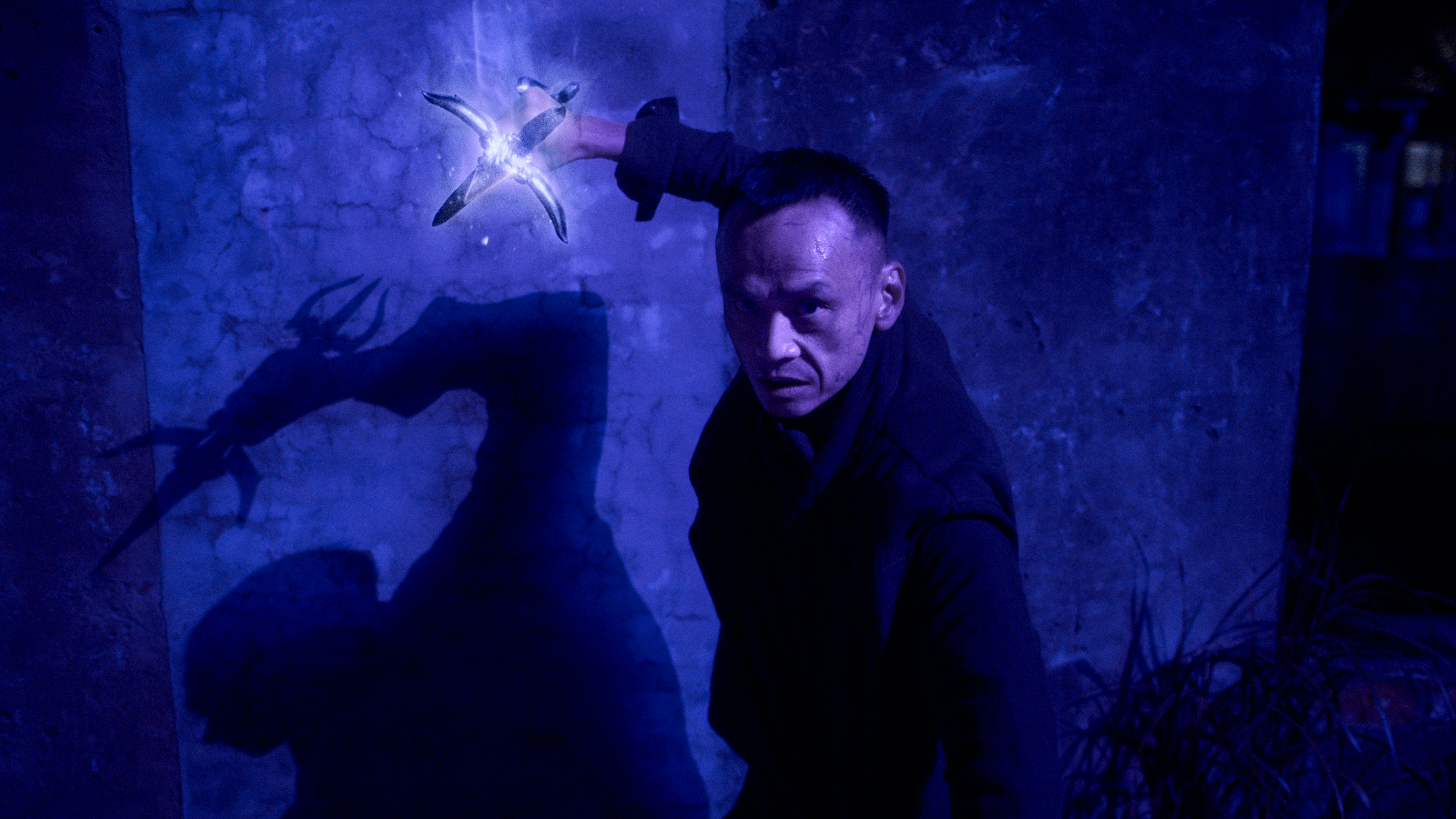 陳以文在劇中飾演受魔王控制的邪派教主陳七殺，有不少動作戲。 （Netflix提供）