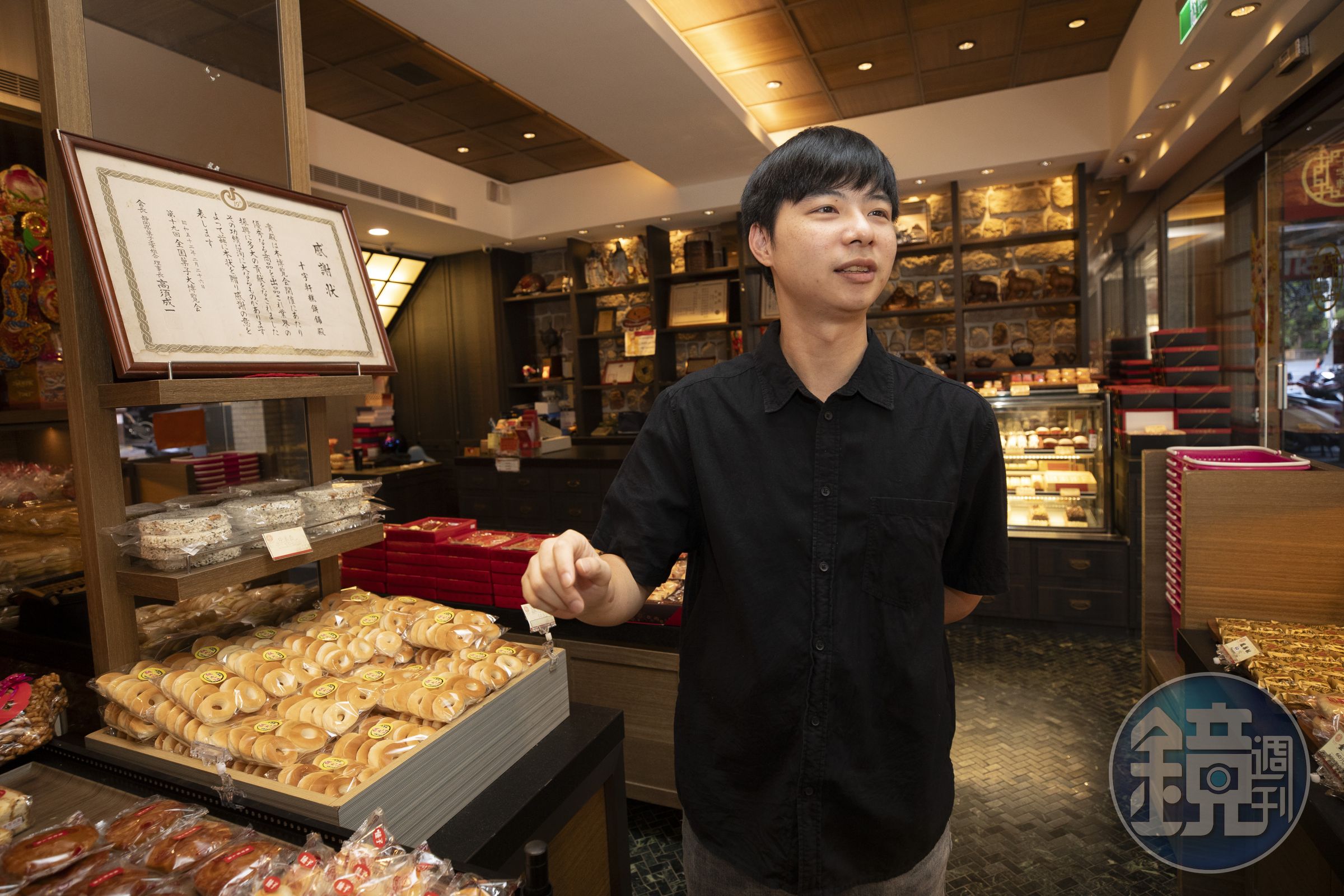 邱易為以傳統與創新的產品並行，守護十字軒邁向百年。