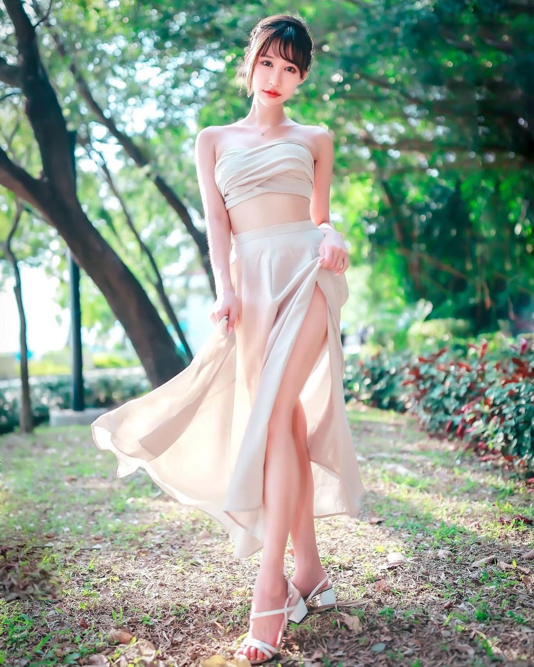Bonnie被現任男友抓包出軌後，曾萌生輕生念頭，幸好最後兩人重修舊好。（翻攝IG@bonnie_the.poop）
