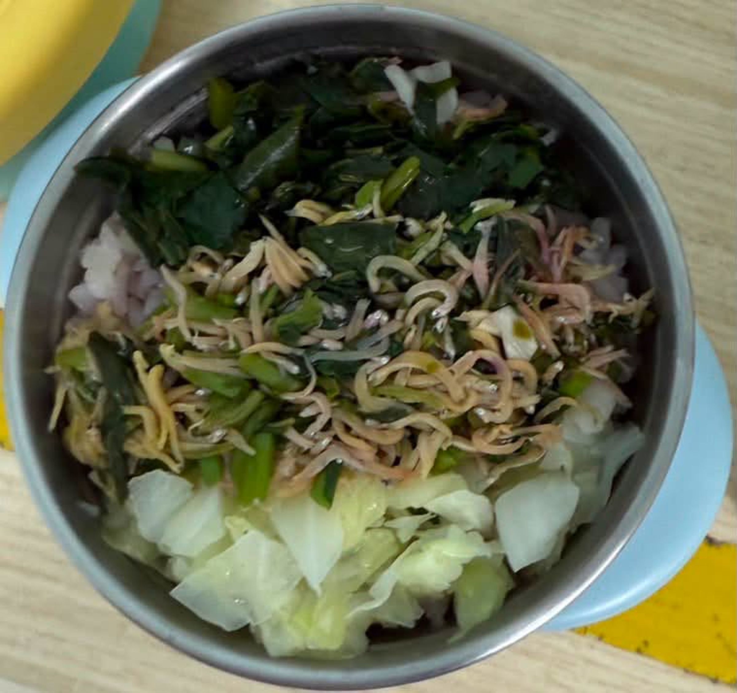 簡舒培在質詢時秀出相關照片，直言「連我看了都有點害怕」。（翻攝自簡舒培臉書）