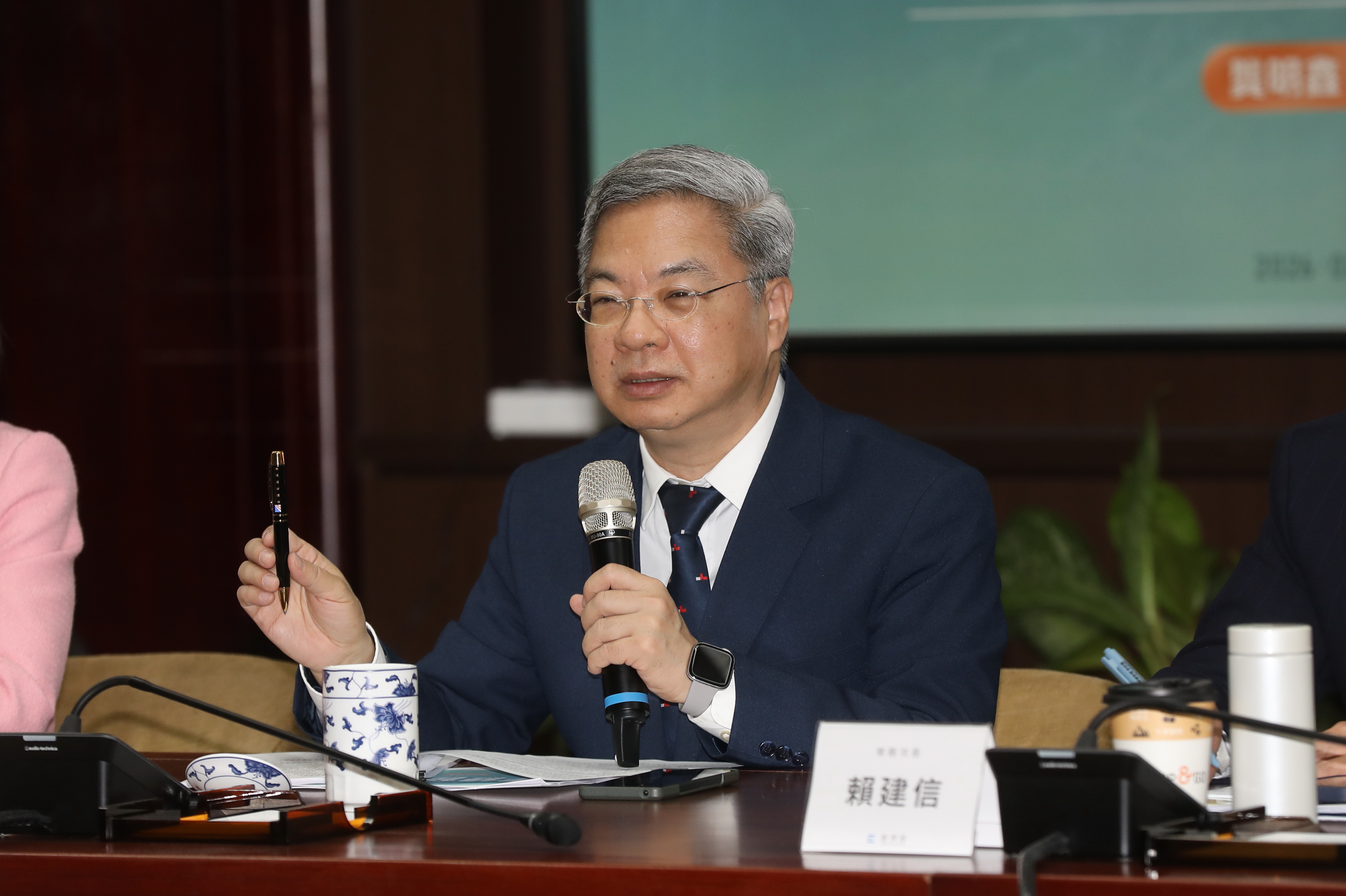 今年第一季外銷訂單2,319億美元，年增50％，經濟部長龔明鑫認為中東戰事對台灣經濟影響不大。（本刊資料照）