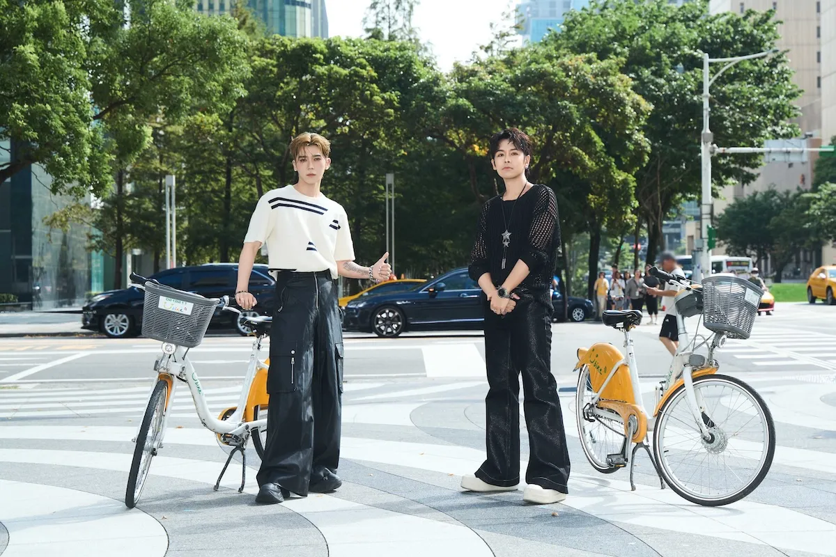 畢書盡跟鼓鼓在信義區舉辦快閃跳舞活動。（圖／索尼音樂）