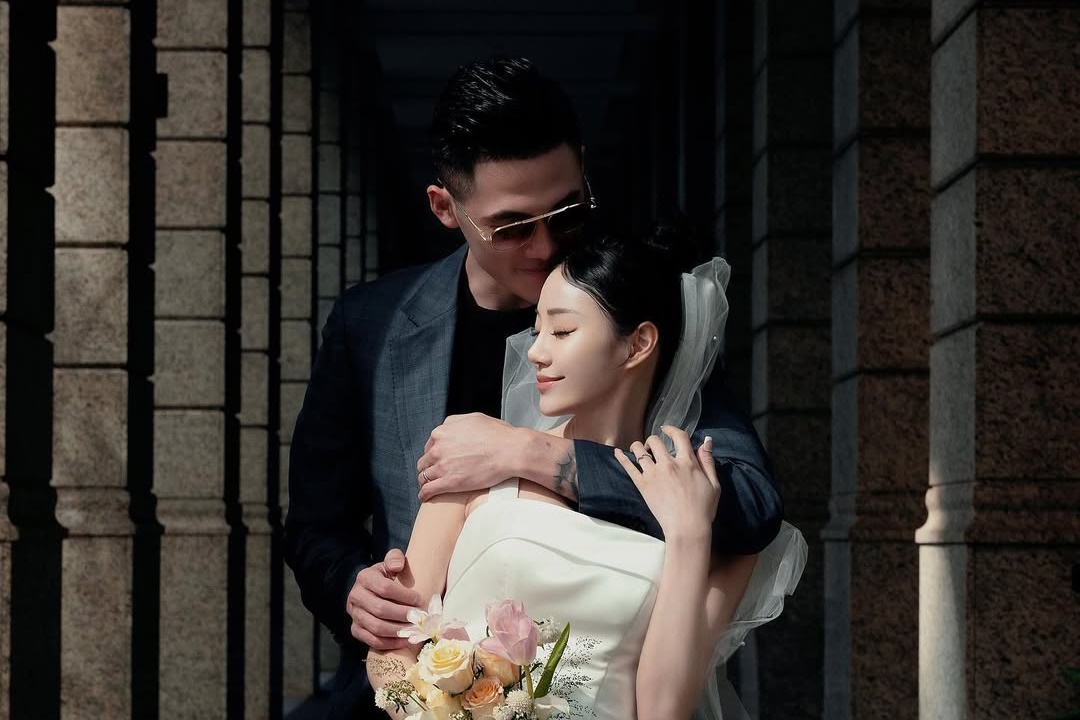 劉錚老婆身分引起球迷好奇，被發現是長榮空姐。（翻攝自劉錚老婆IG）