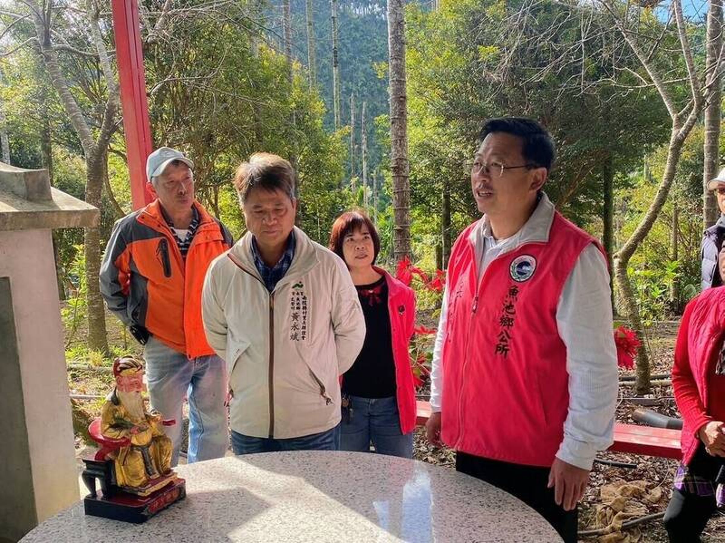 獲民眾陳情的魚池鄉長劉啟帆呼籲，希望民眾協助通告，以維廟宇、神像兩全。（劉啟帆提供）