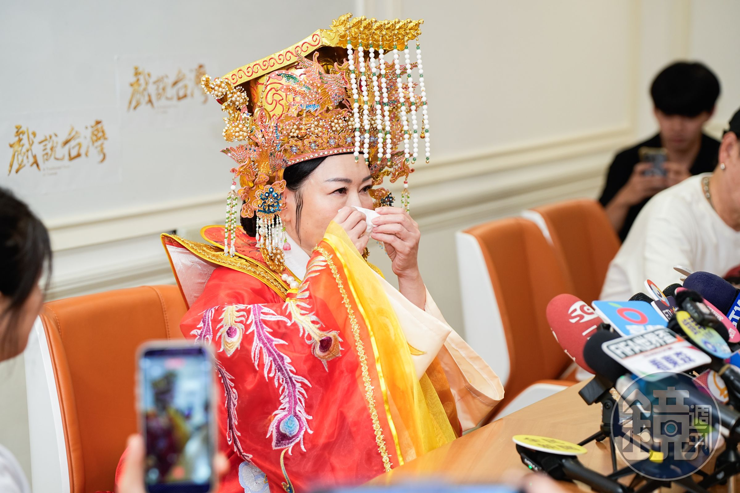 張秀卿將演出媽祖娘娘感動又兼具壓力,記者會上數度落淚。