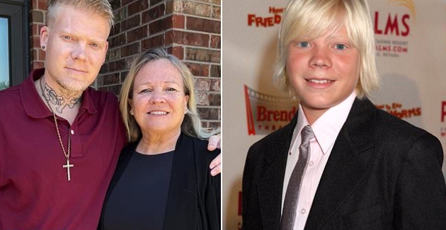 美國童星布雷克·蓋瑞特（Blake Garrett）於2月8日逝世，享年僅33歲；左圖為蓋瑞特與母親卡蘿。（翻攝畫面）