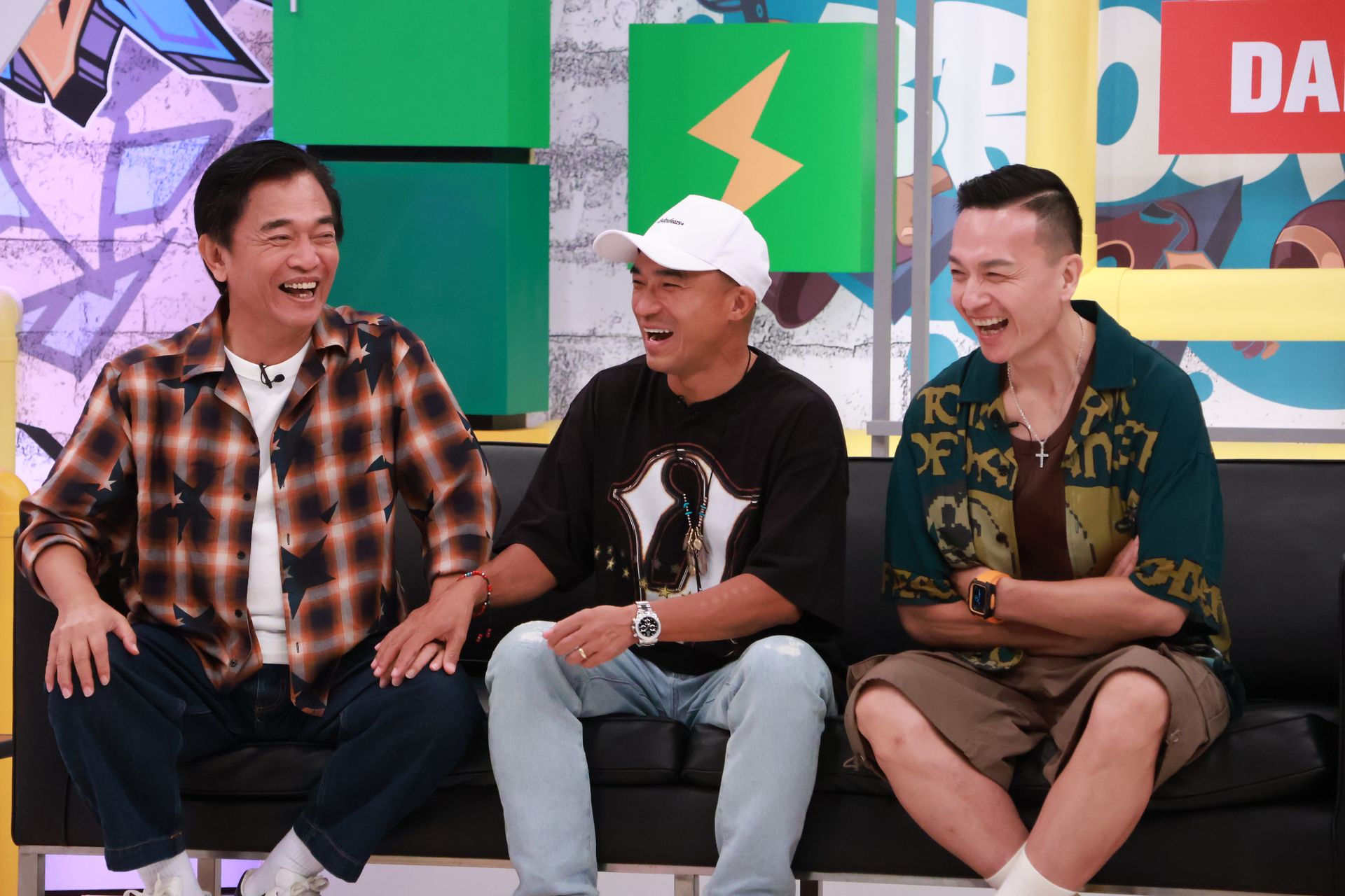 吳宗憲錄影爆料。（中天提供）