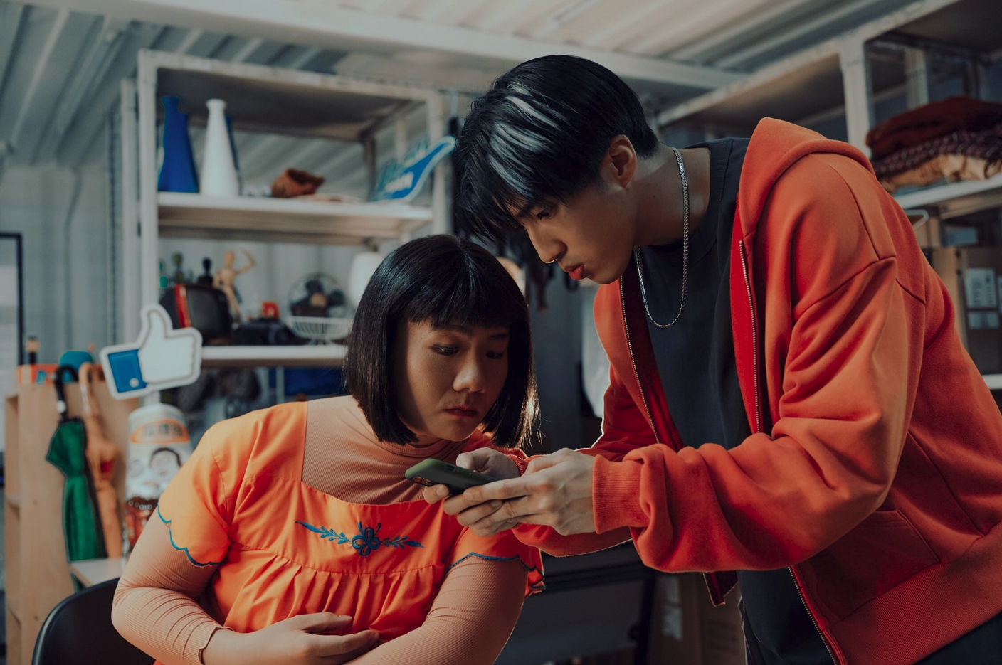 阿翰與婁峻碩於影集中密切合作，大讚婁峻碩很帥。（Netflix提供）