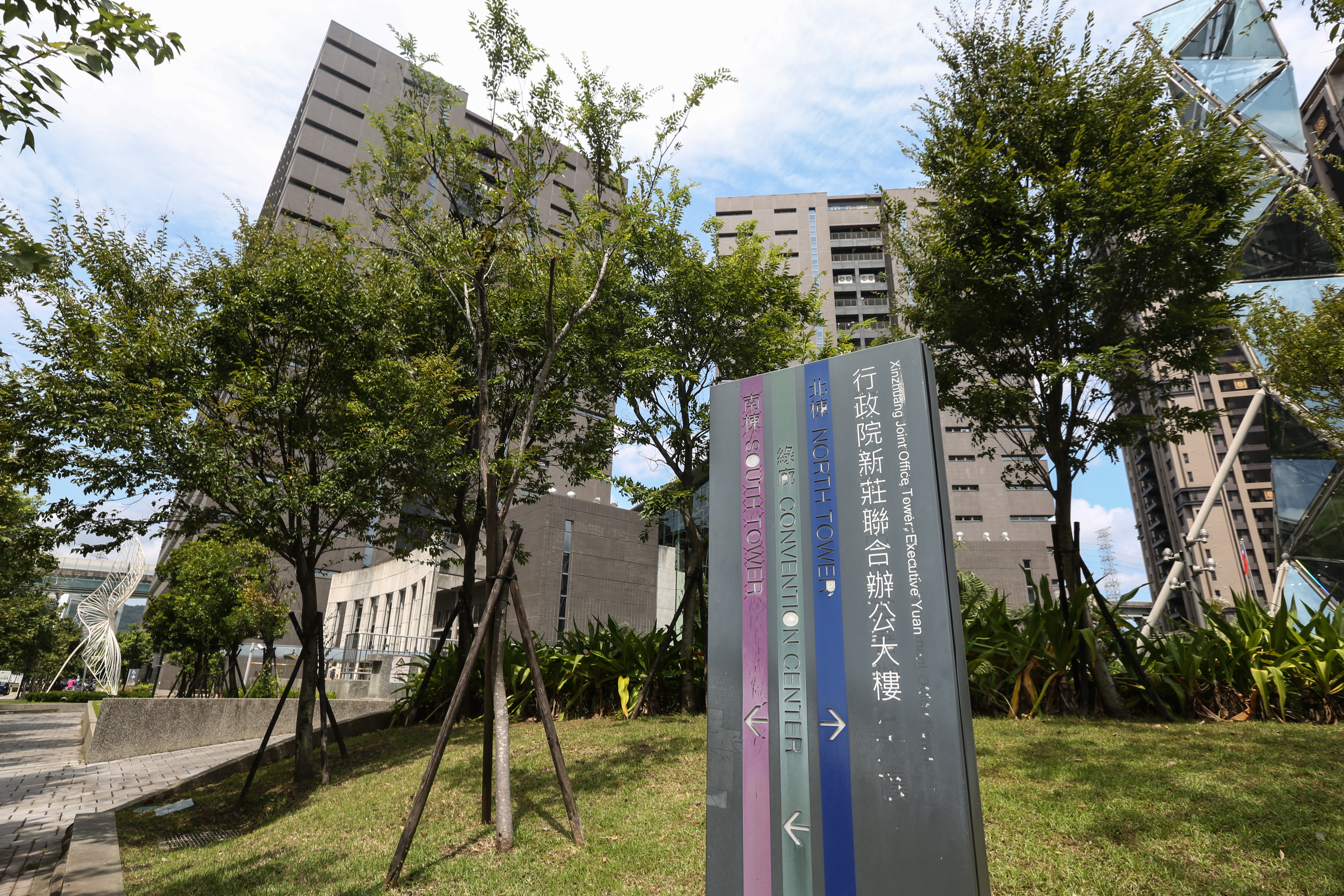 勞動部勞動力發展署有員工疑似因為職場霸凌，在辦公室輕生，勞動部表示將邀集外聘專家展開調查。（本刊資料照）