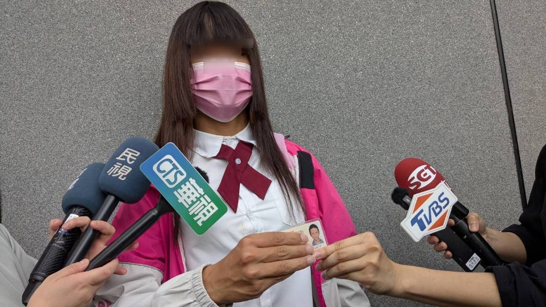 Yuki說他想改身分證的性別欄，但是有難度。