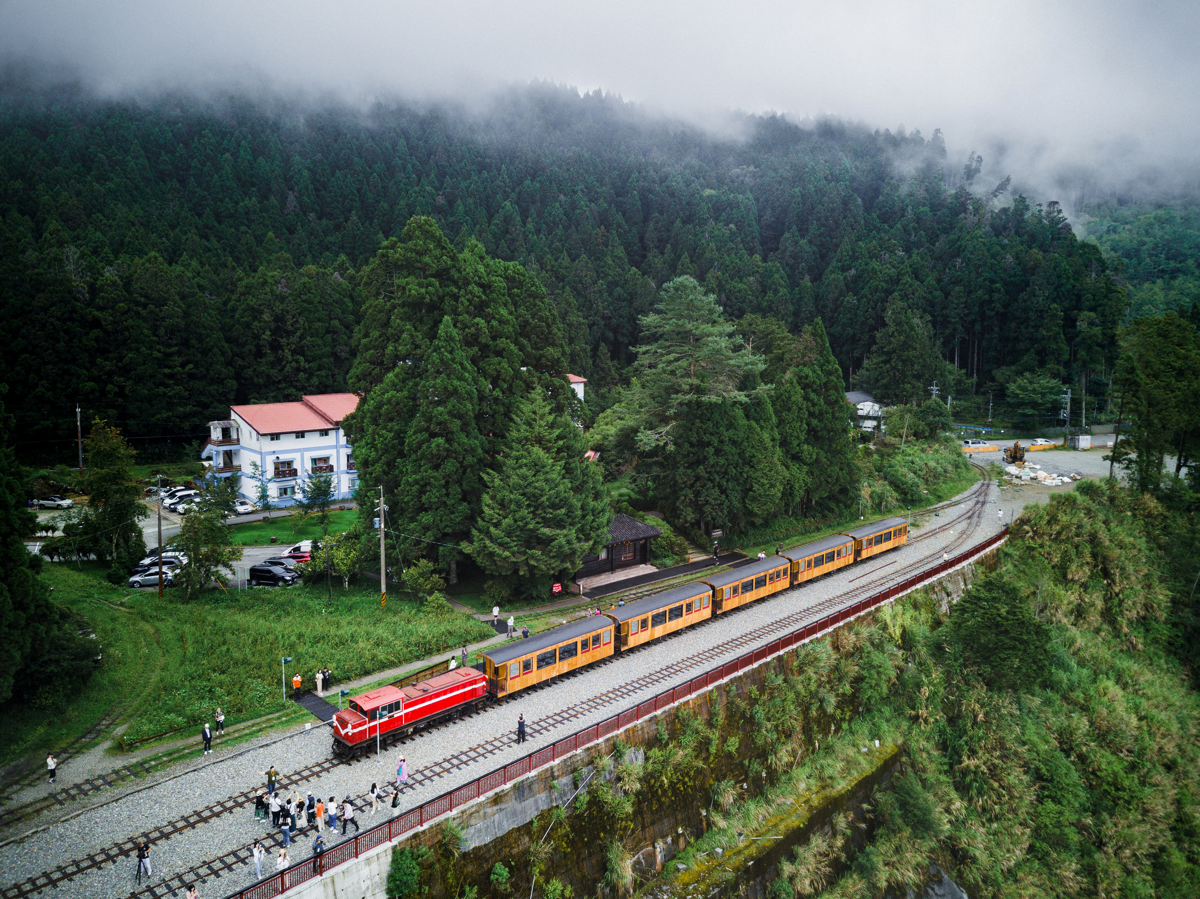 有「移動美術館」之稱的觀光列車「福森號」將在7月28日正式首航。