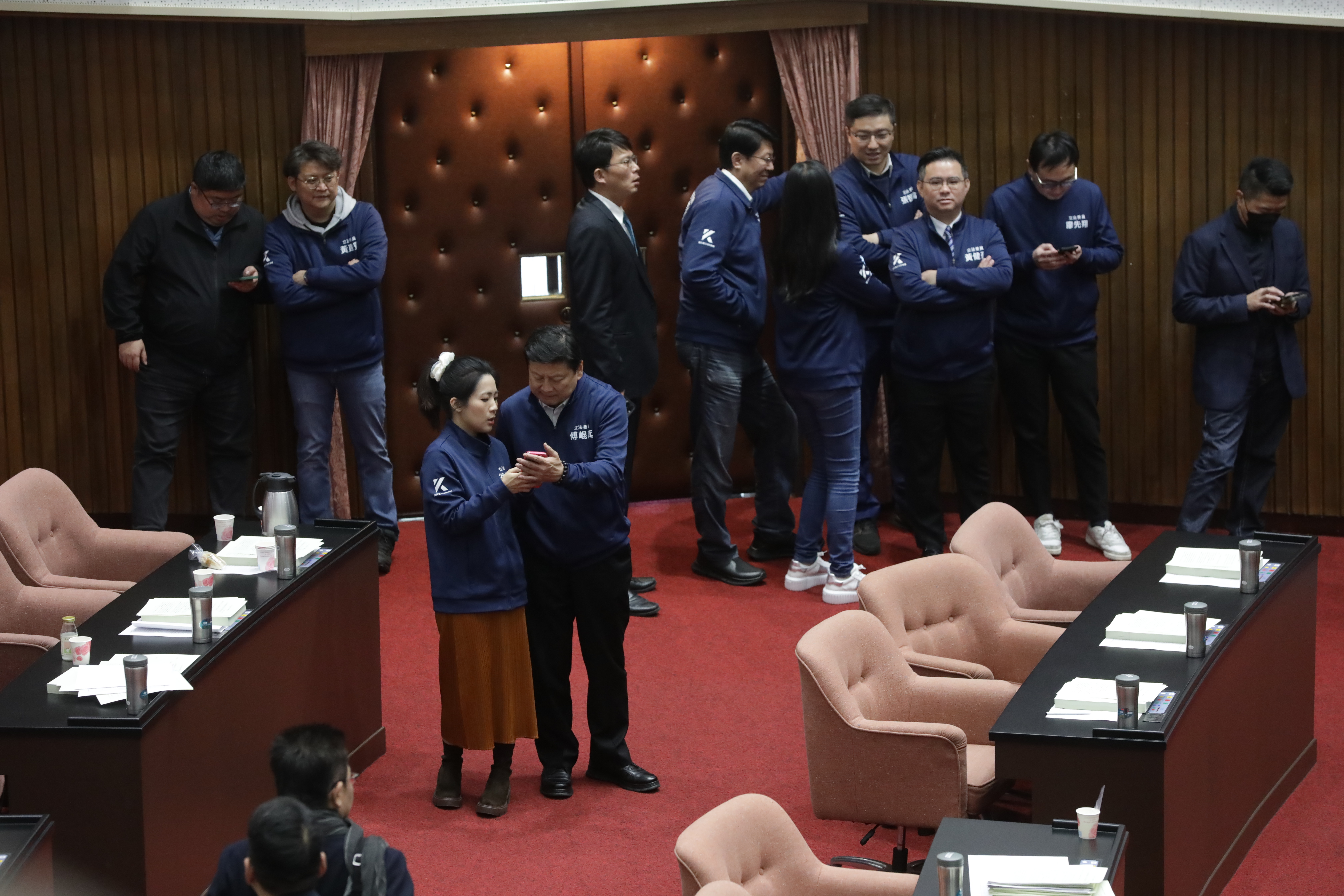 16名國民黨立委去年即鎖定修《軍審法》，圖為國民黨立委日前在議場照片。（本刊資料照）