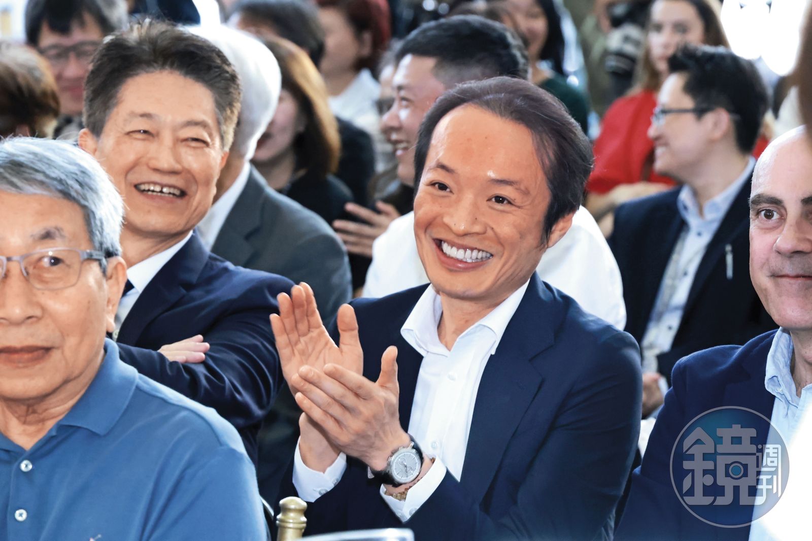 次子林弘人致力於建設領域，四季飯店業務由他負責，林敏雄也不忘提醒他，「不要花太多時間，儘量讓飯店專業經理人來經營。」
