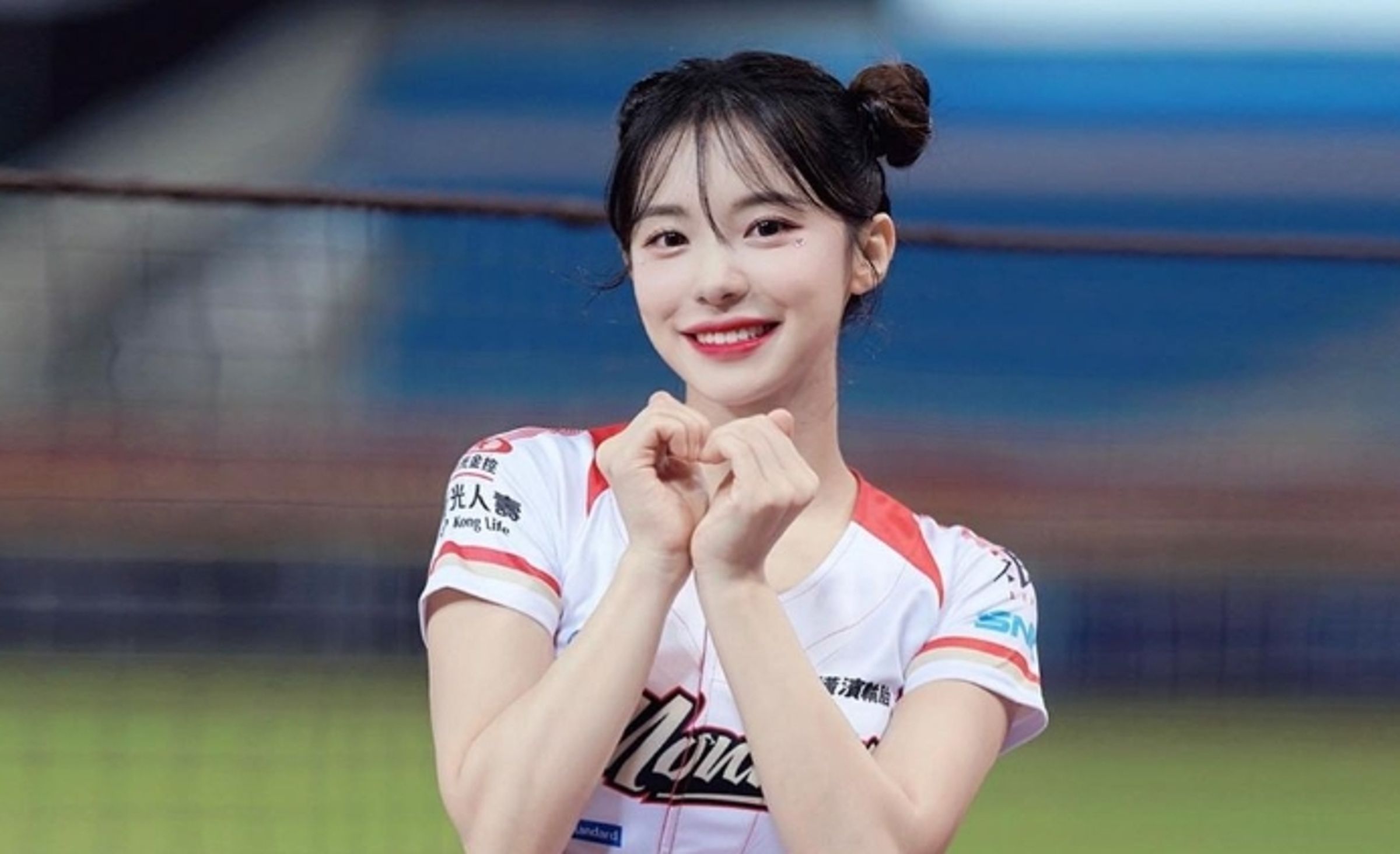 李多慧近來動態備受矚目，傳出她有可能跟隨林襄成為「小龍女」。（翻攝IG）