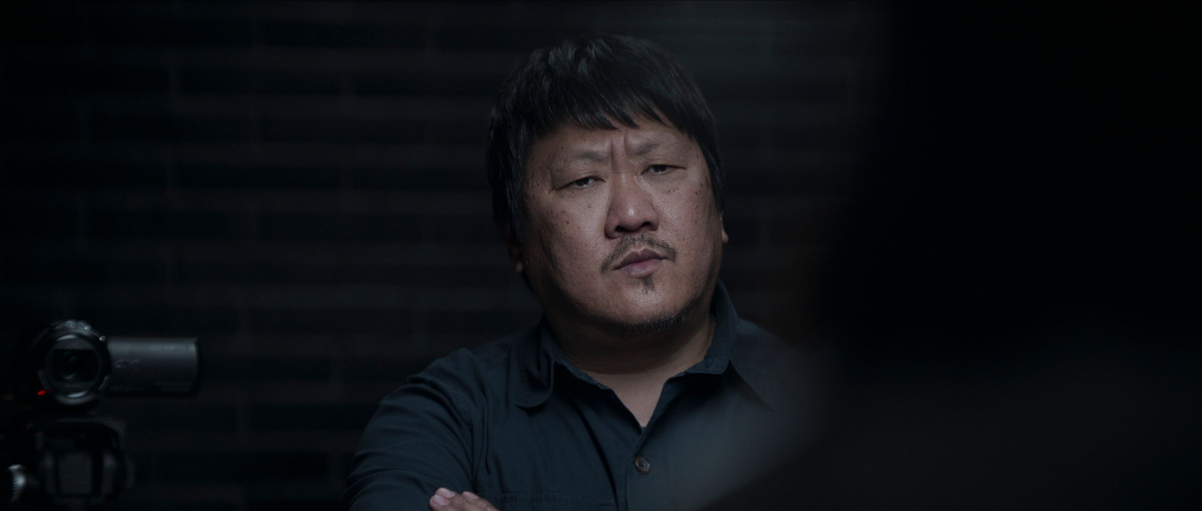 警探大史則負責保護索爾。（Netflix提供）