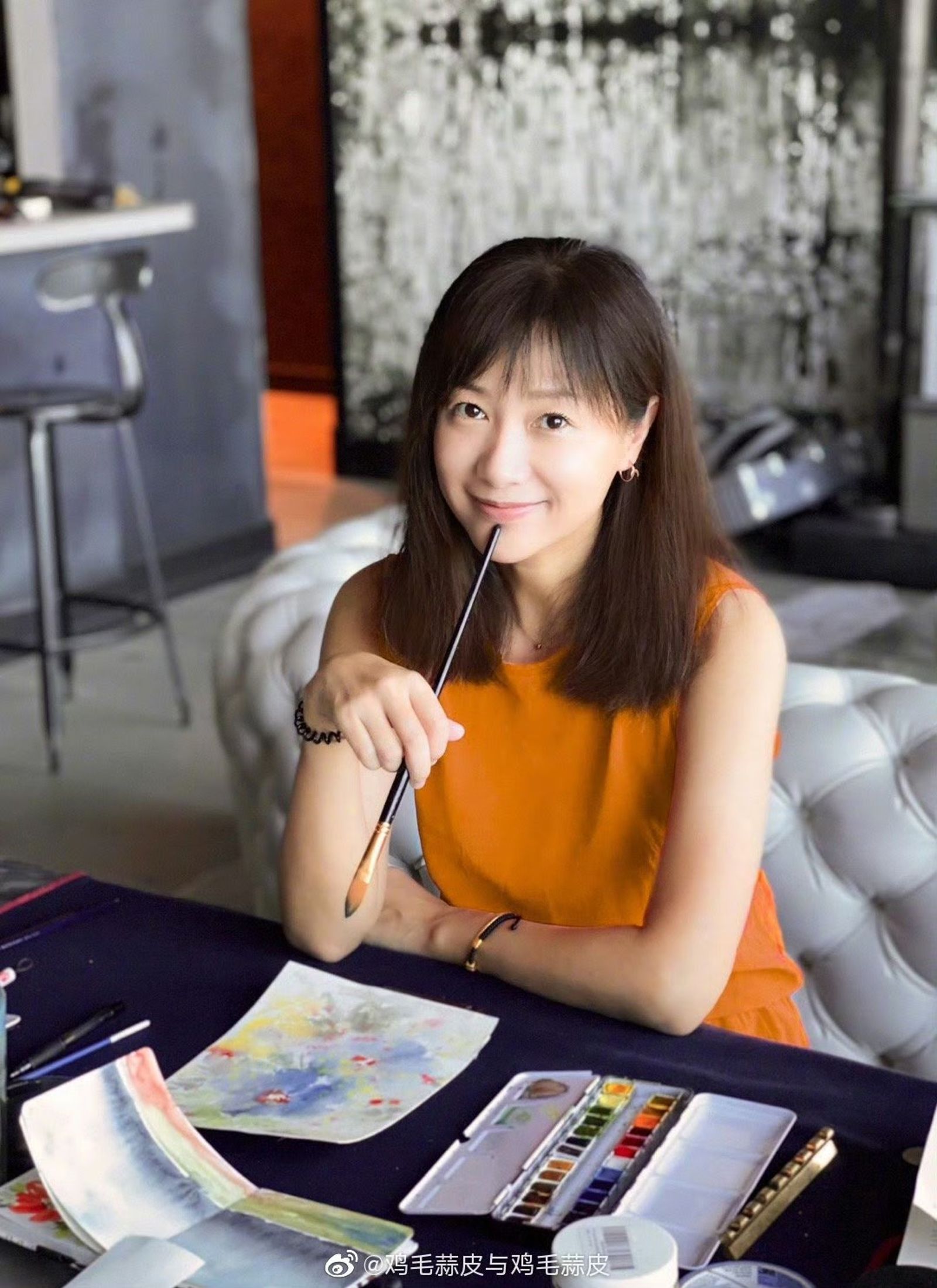 徐靜蕾多次否認並未和交往多年的男友黃立行結婚。（徐靜蕾微博）