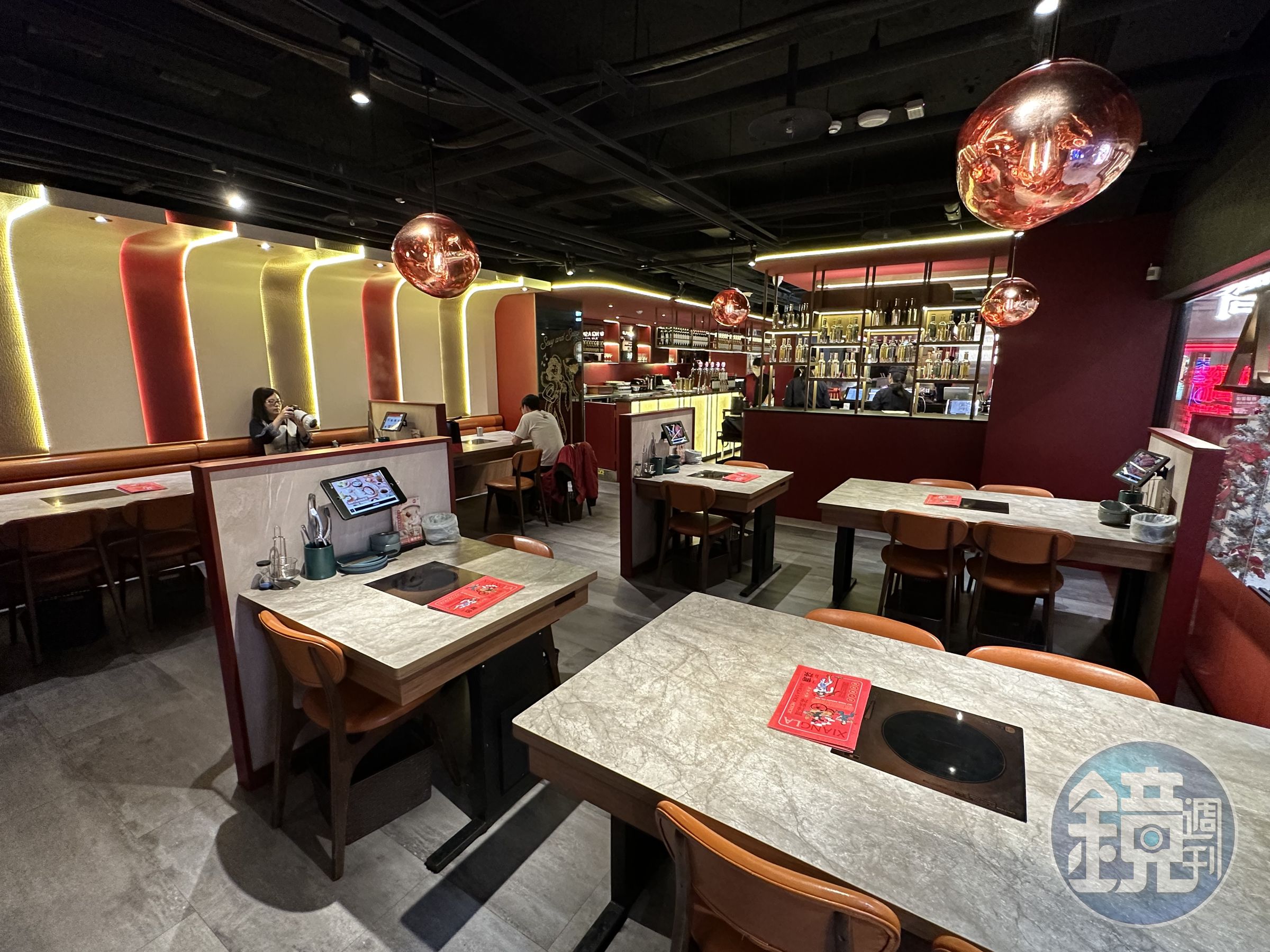 店內位子數相當多,很適合年末聚餐。