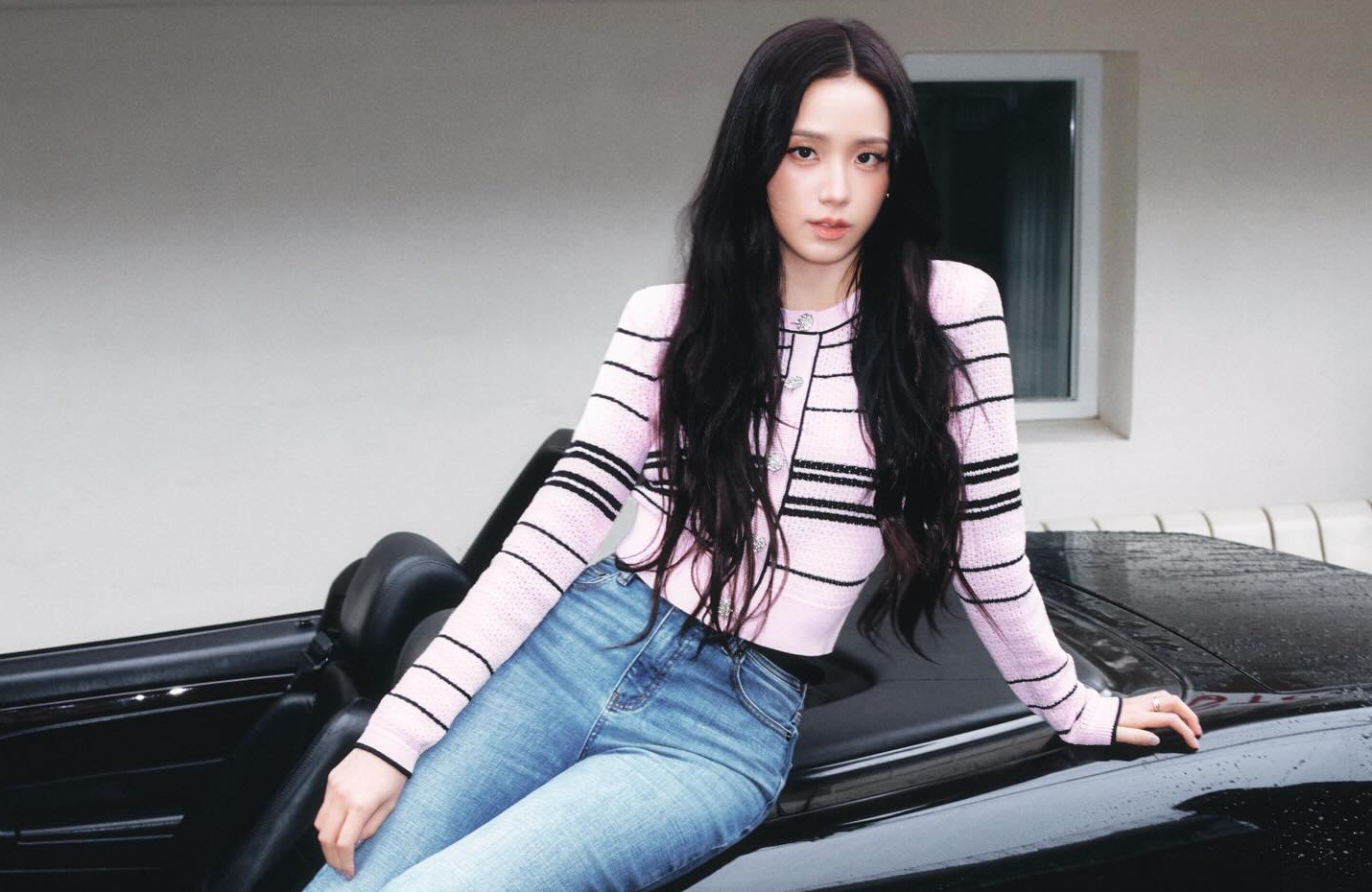 BLACKPINK成員Jisoo所屬公司發出聲明，表示最近網上輿論事件「與藝人及Blissoo完全無關」。（翻攝Jisoo IG）