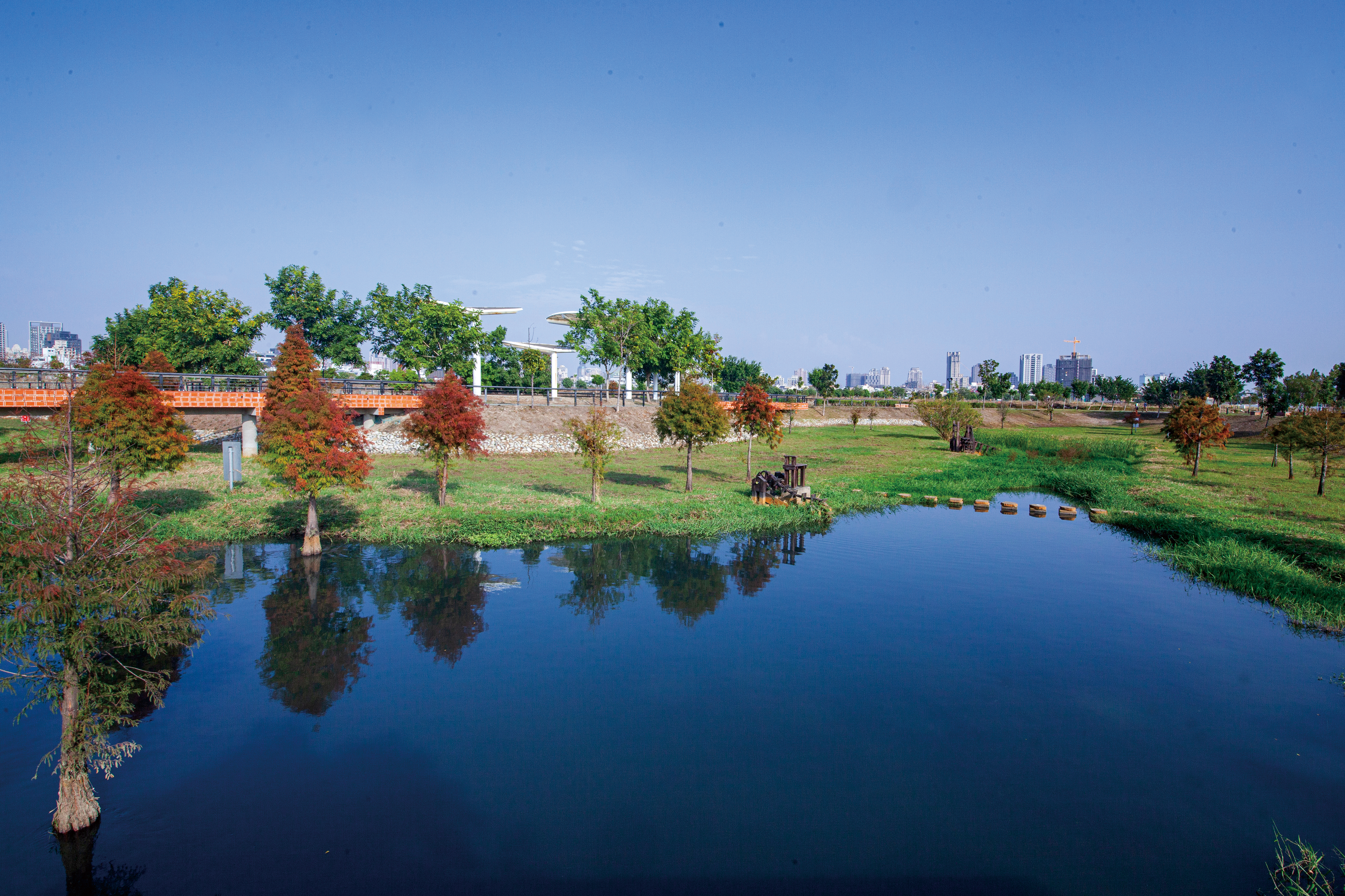 單元二低密度、高綠覆，公園綠園道自然環繞﹙圖片/業者提供﹚