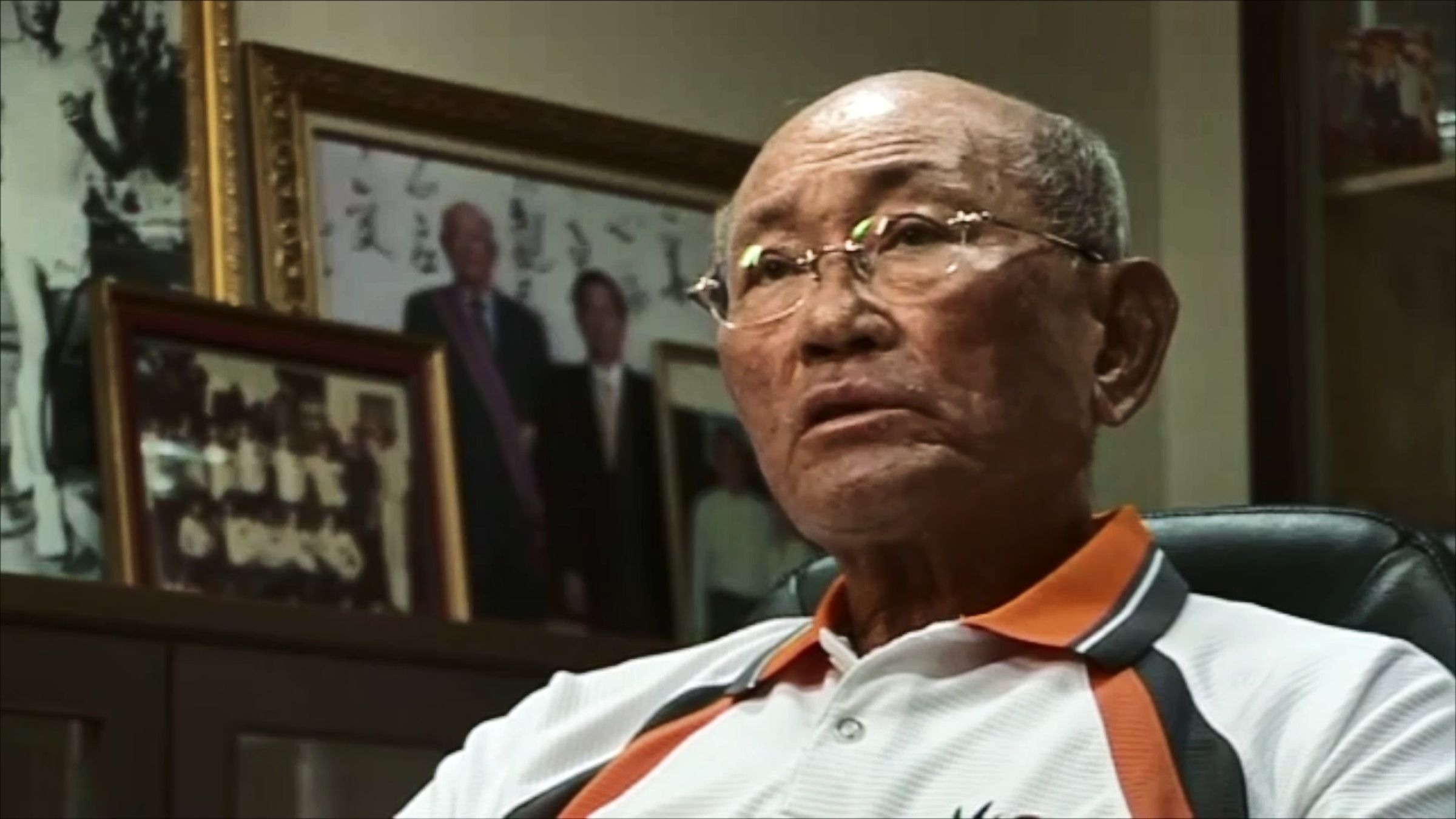 楊傳廣生前受訪影像。（Courtesy Decathlon Film LLC 提供）