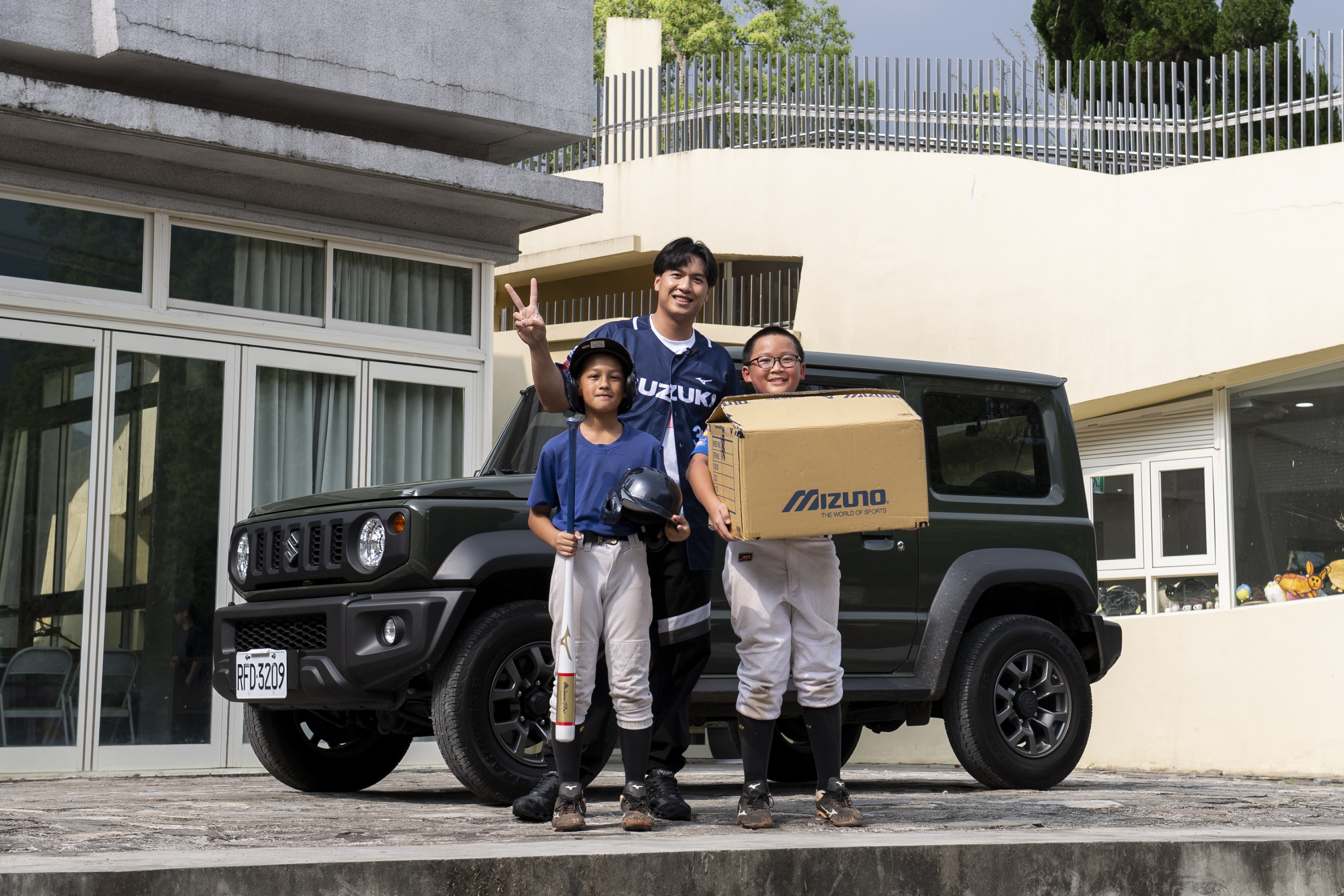 TAIWAN SUZUKI 攜手中職球星-林立深入新竹五峰國小 以行動力翻越山路 傳遞偏鄉運動希望