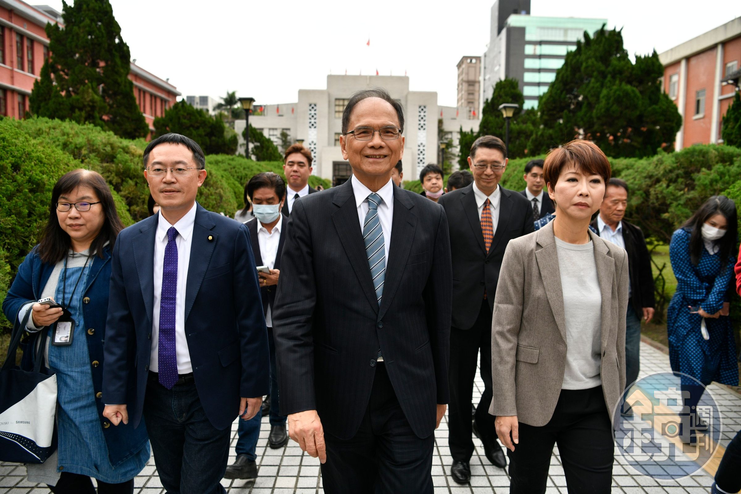 民進黨游錫堃角逐國會龍頭失利,宣布請辭立委引起熱議。