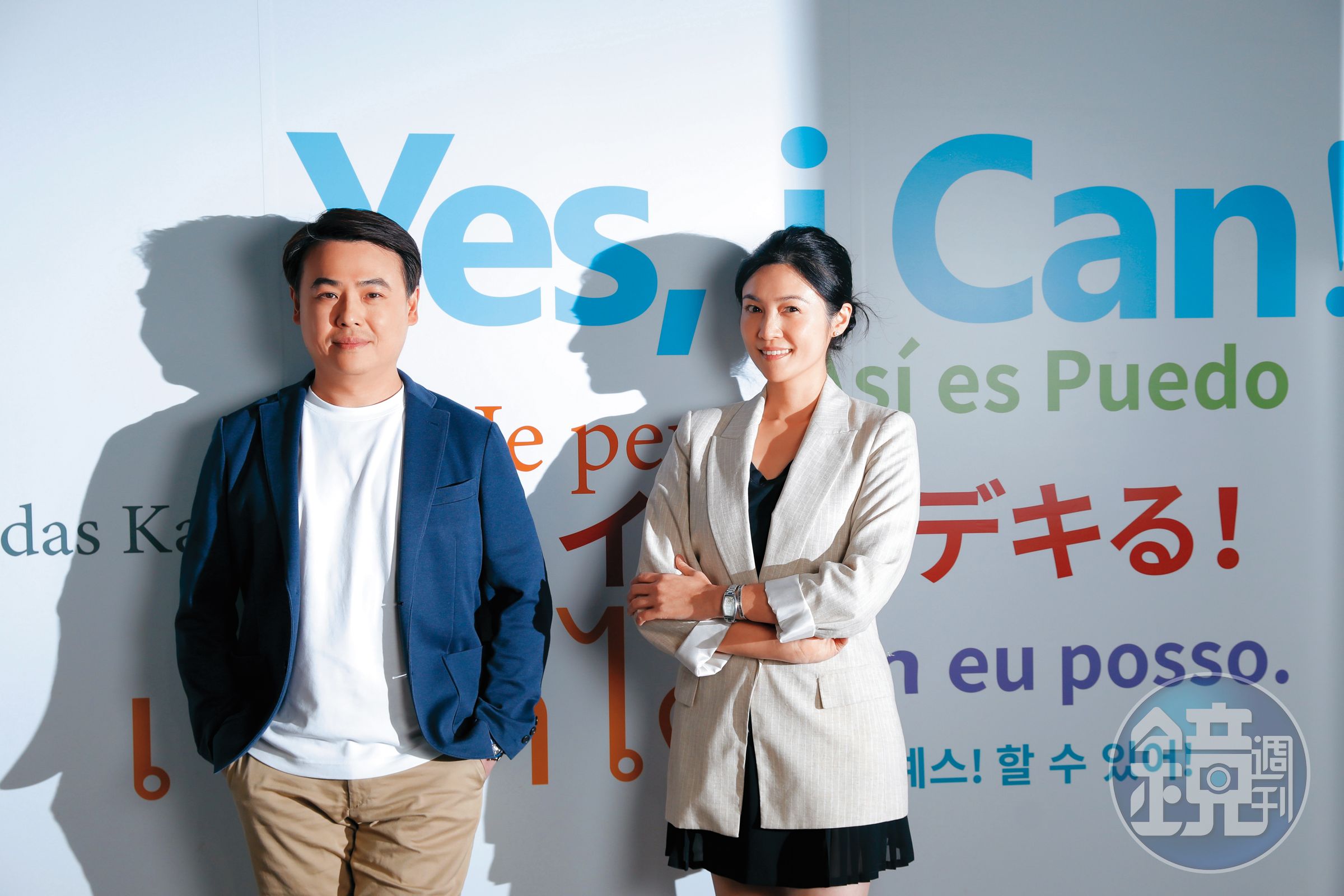 	艾肯娛樂營運長劉仲銘（左）帶領團隊嘗試遊戲自研，艾慕影藝總監蔡菁菁（右）協助洽詢影視內容合作。