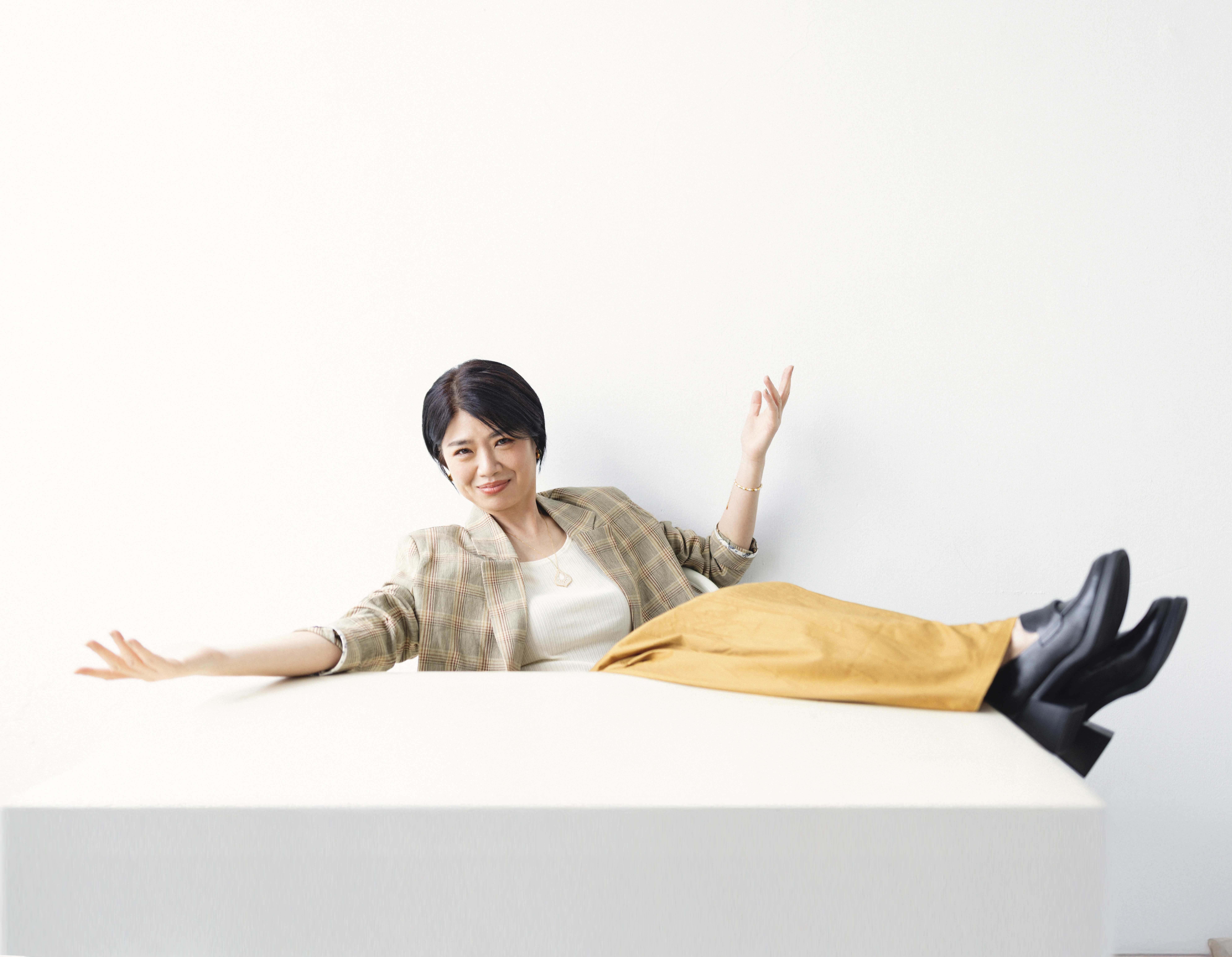 從異軍突起的《俗女養成記》到一推出就造成轟動的《影后》，導演嚴藝文擅長描寫不同階段的女性，現在決定要反過來，描寫面對中年危機的男性。
