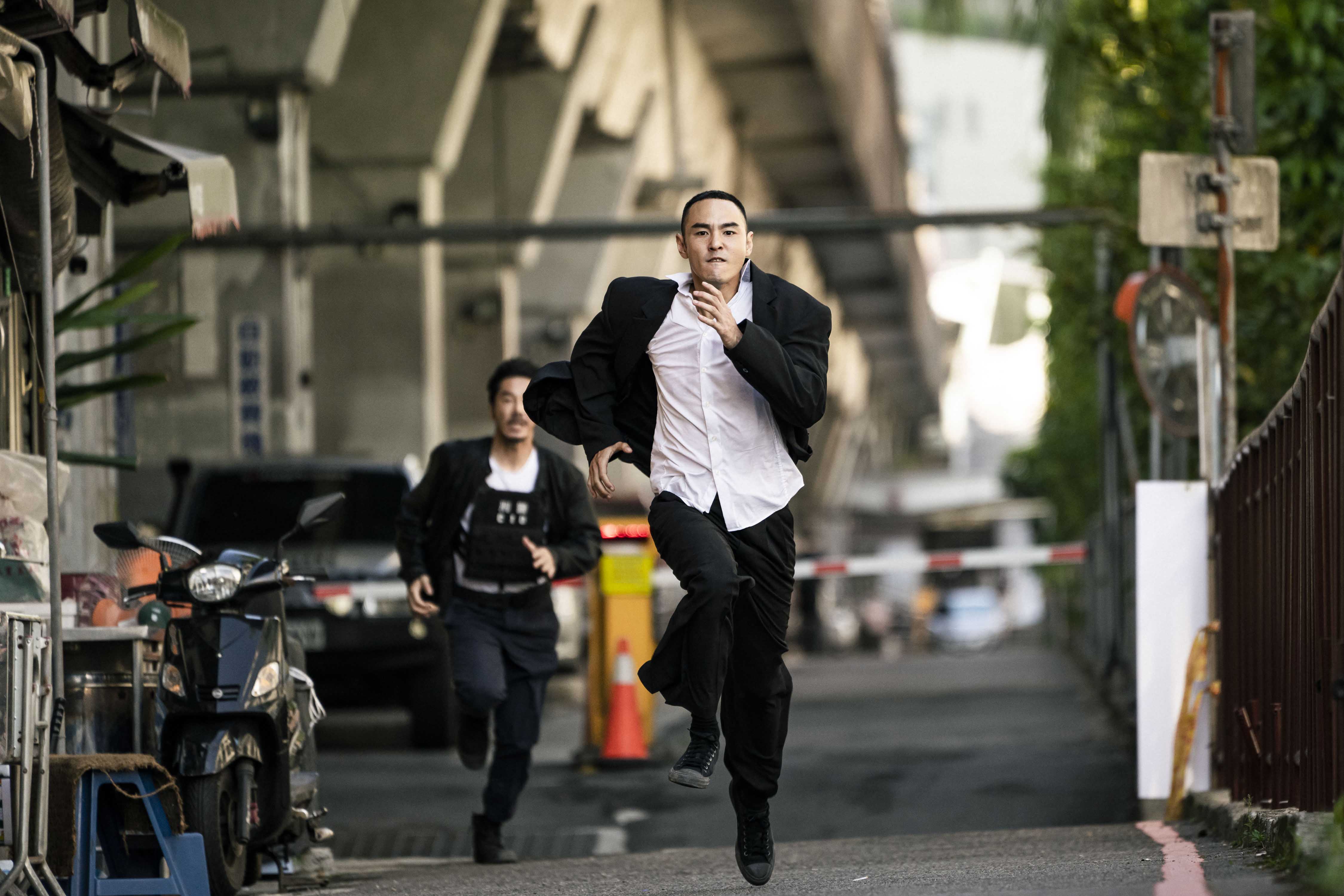 《周處除三害》在對岸熱映,3天就破1億人民幣票房,男主角阮經天聲勢再度飆升。(牽猴子提供)