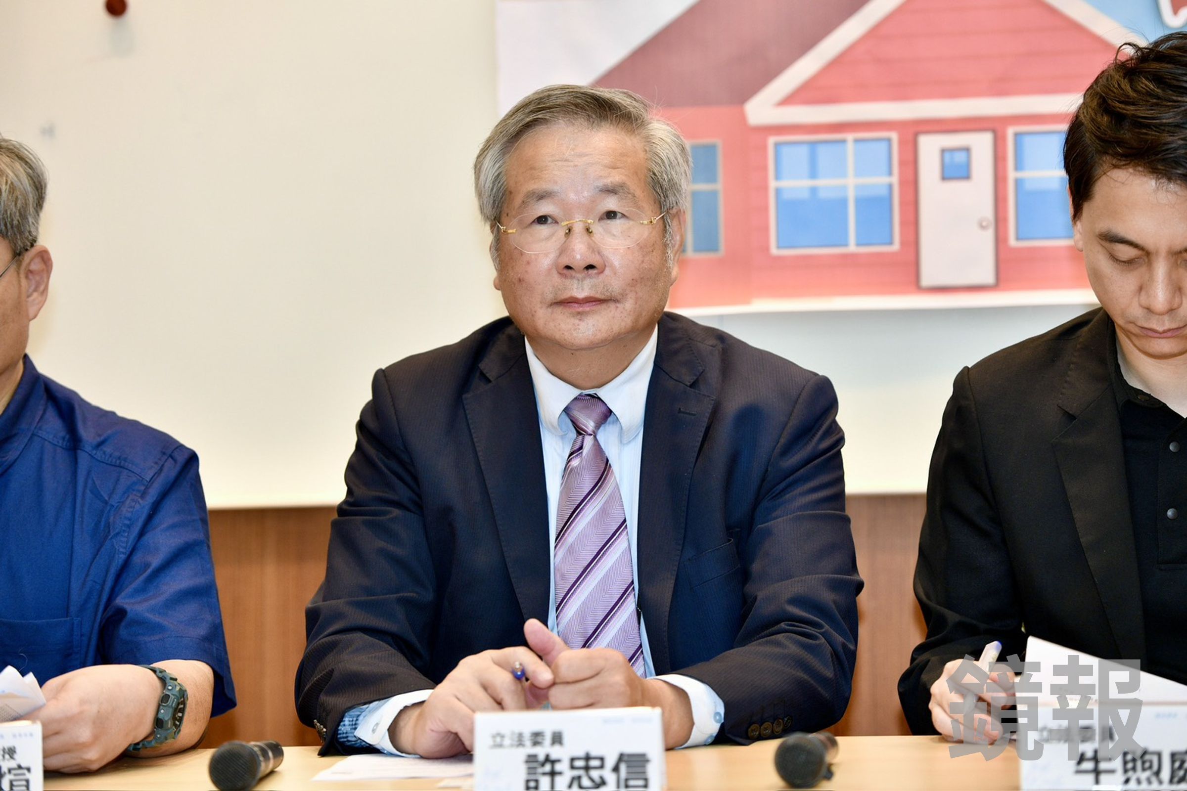 白委許忠信為質詢失言道歉。（鏡報資料照）